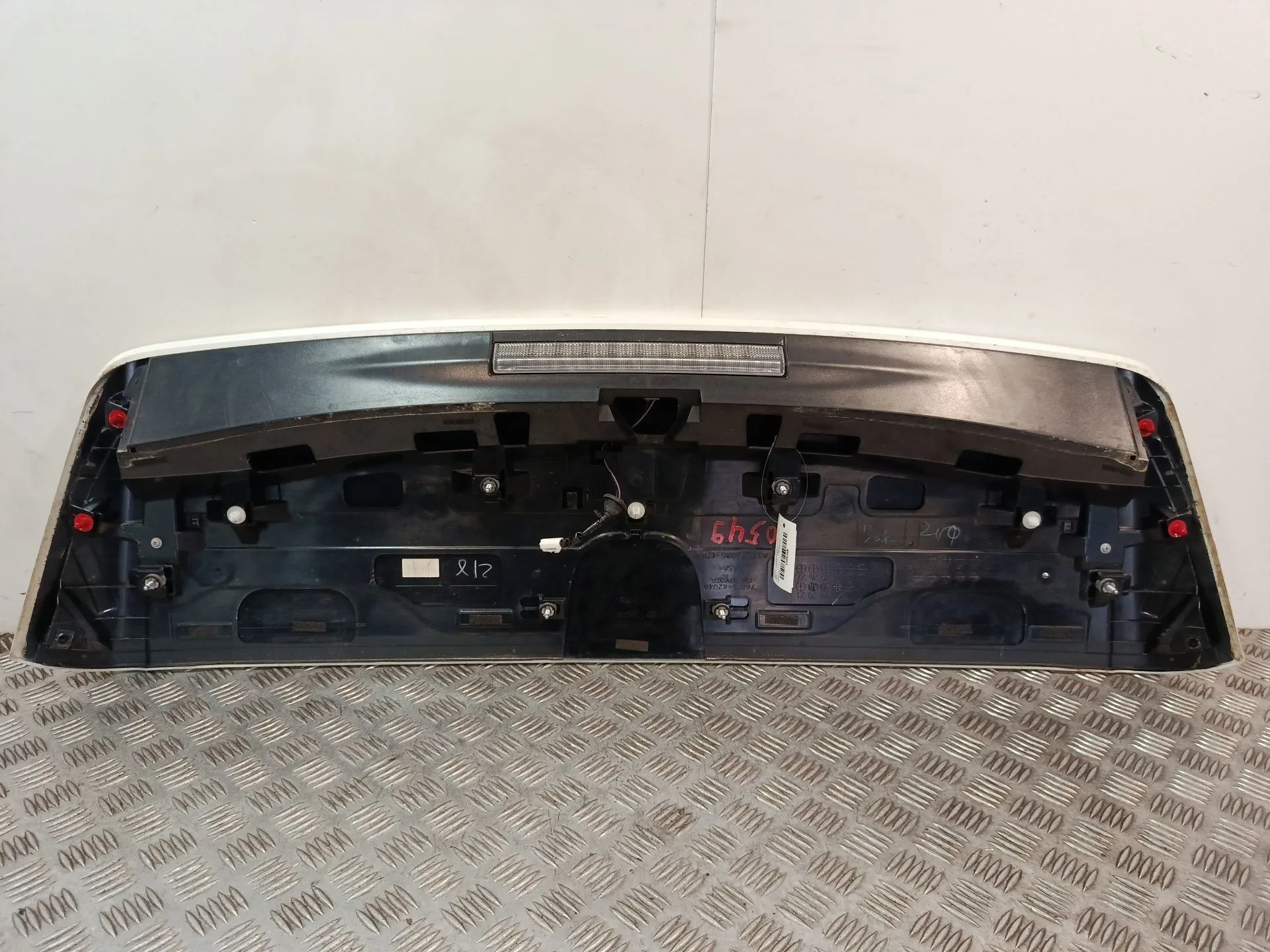 Aleron Trasero para Toyota Rav 4 V (_A5_, _H5_)