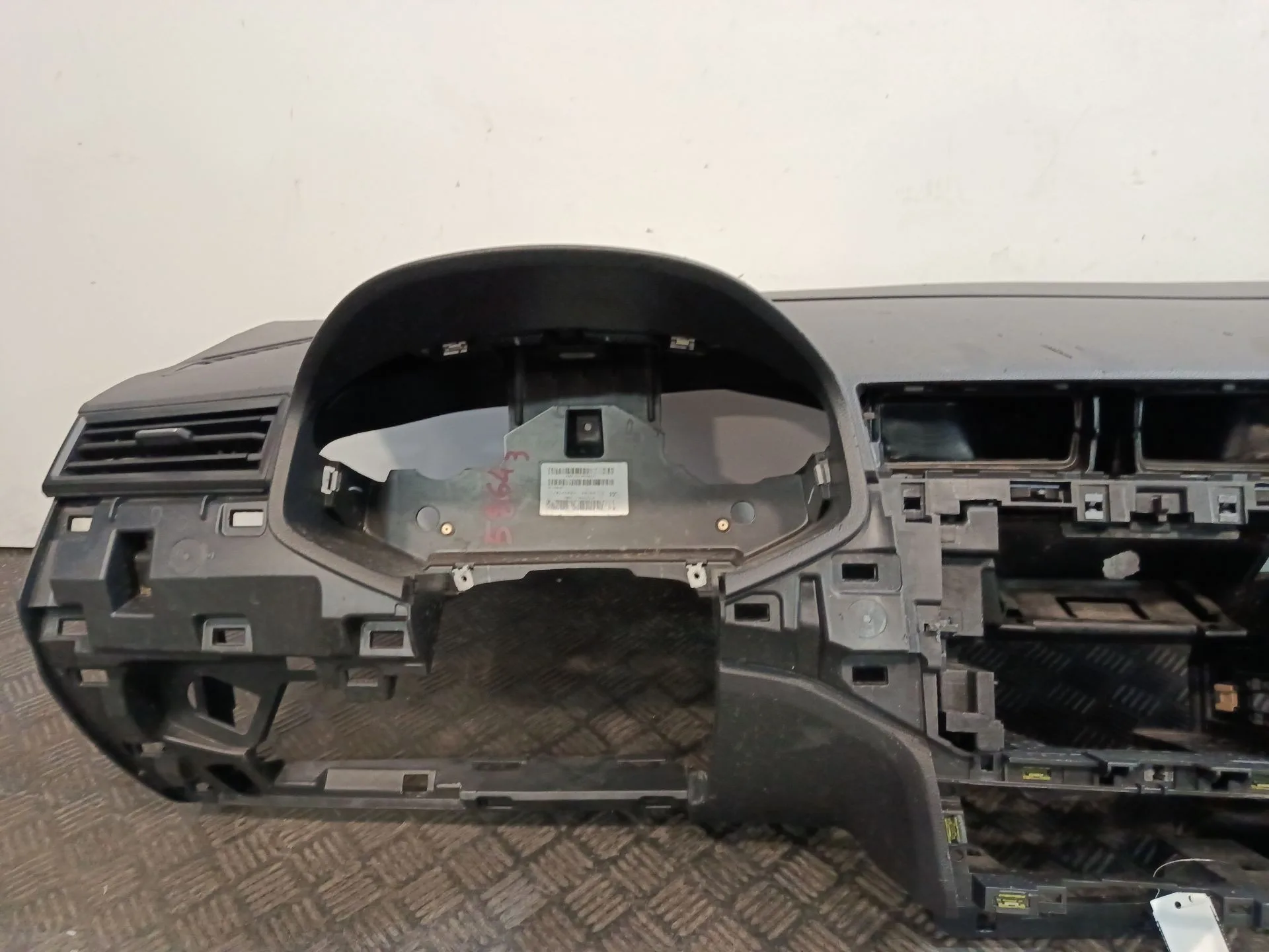 Salpicadero para Seat Ibiza (Kj1)