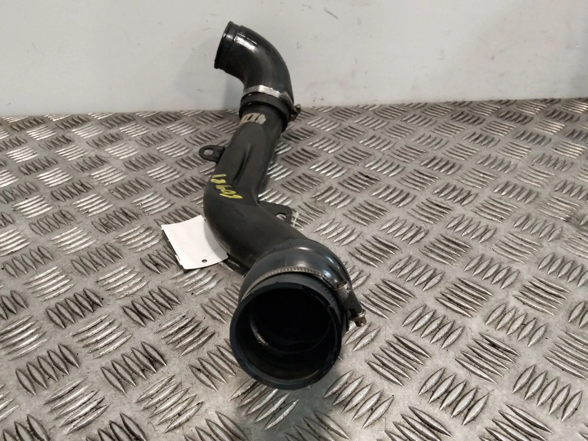 Tubo Intercooler para Opel Astra J (P10)