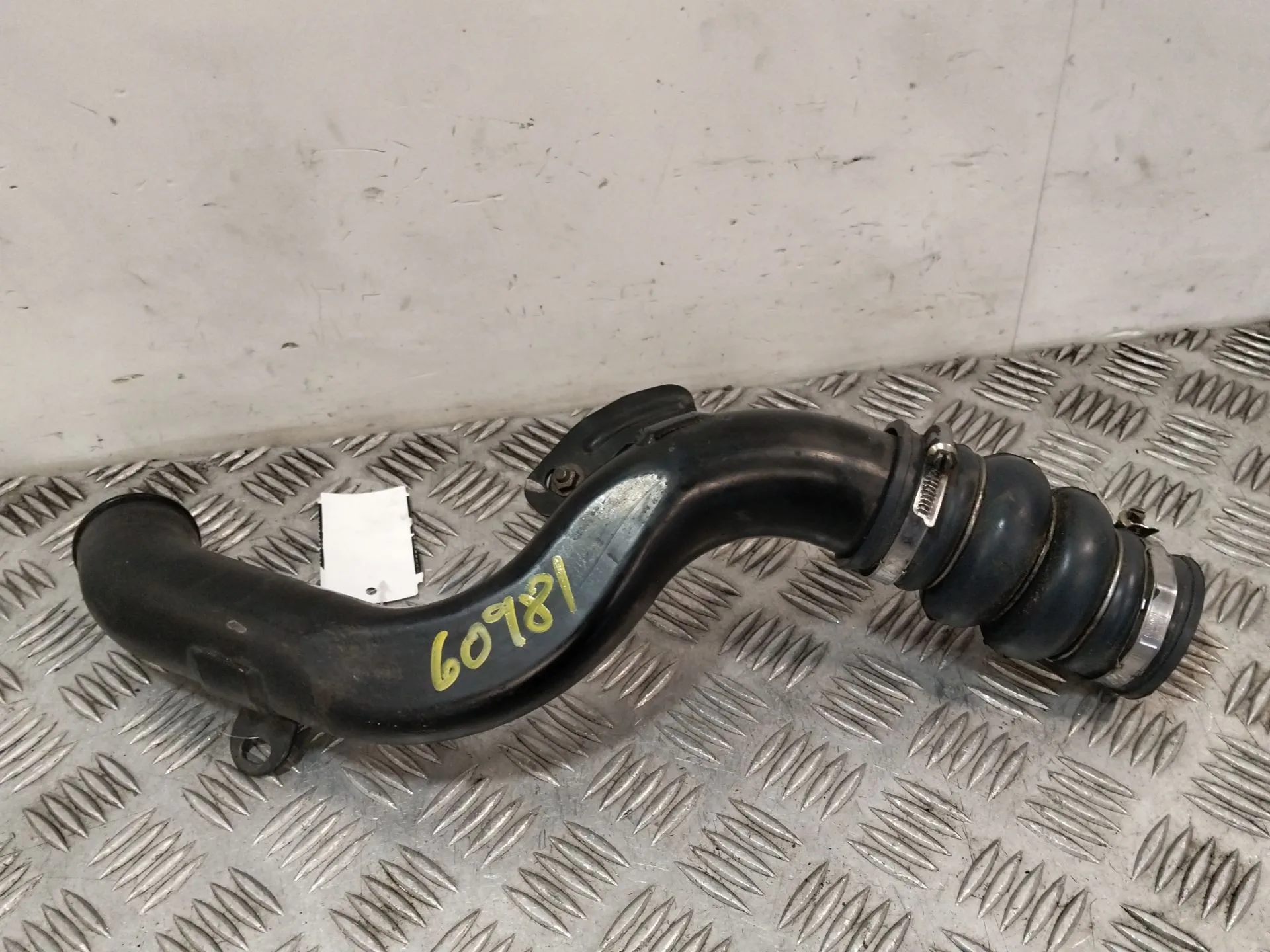 Tubo Intercooler para Opel Astra J (P10)