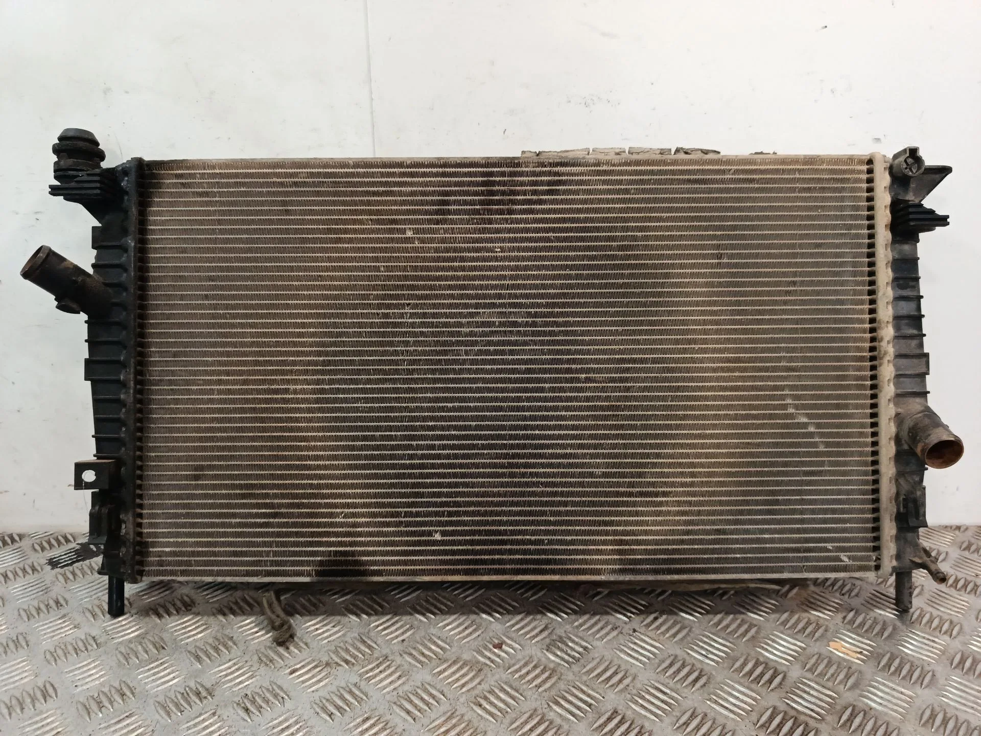 Radiador Agua para Ford Focus C-Max (Dm2)