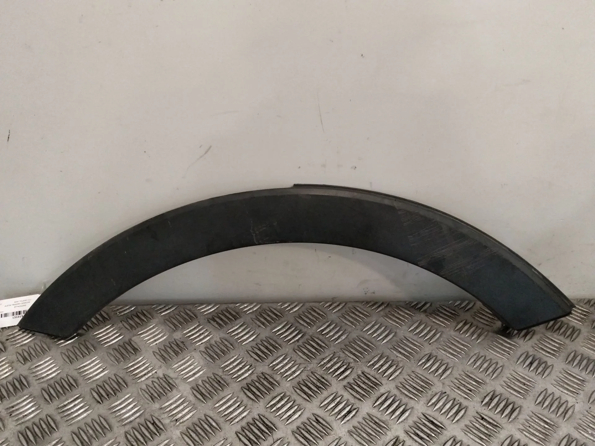 Aletin Trasero Derecho para Seat Toledo (1L)