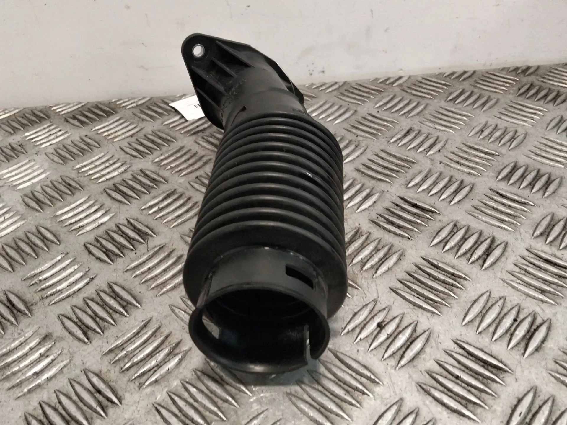 Tubo para Mazda 3 (Bk)