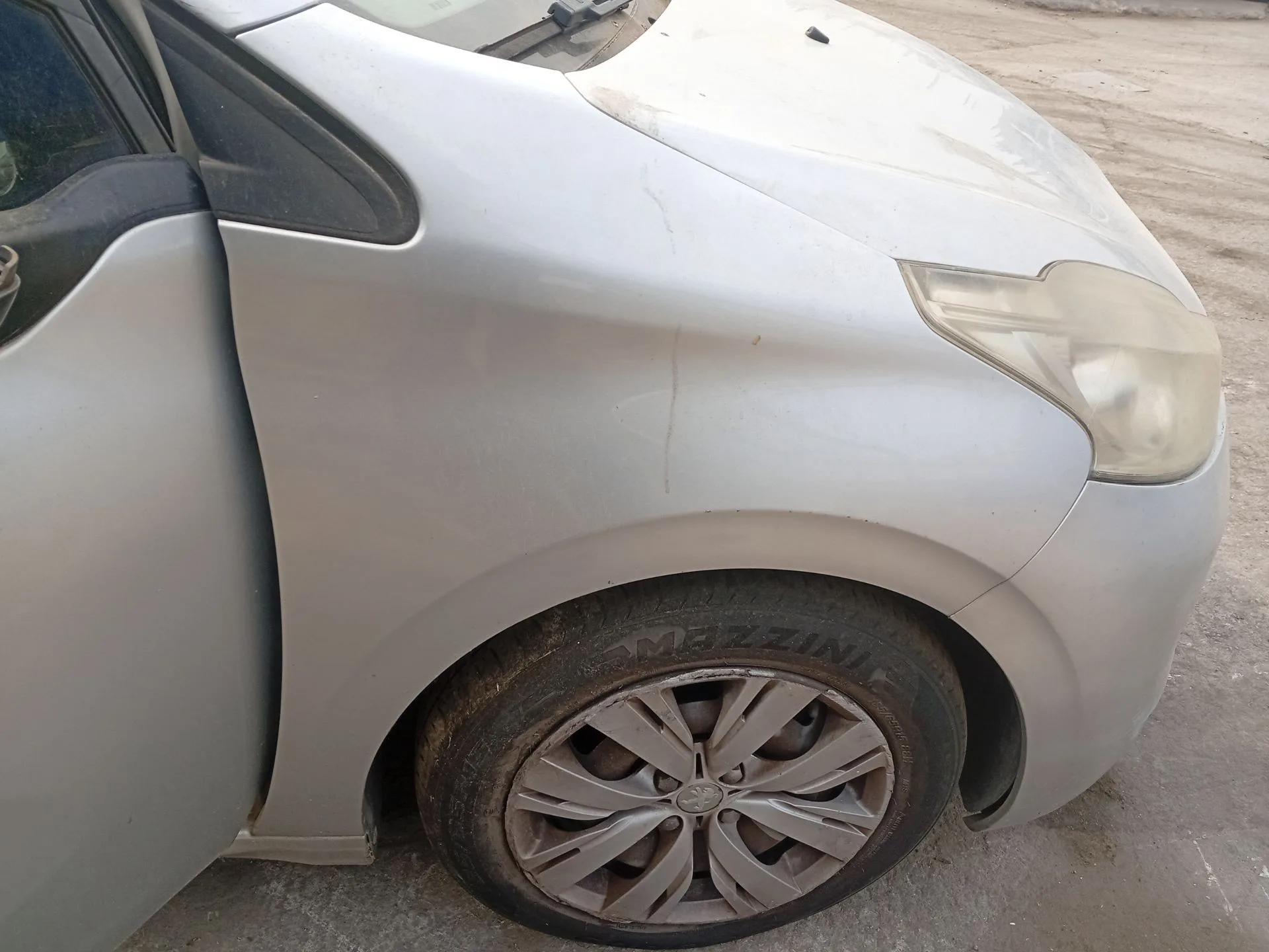 Aleta Delantera Derecha para Peugeot 208 I (Ca_, Cc_)