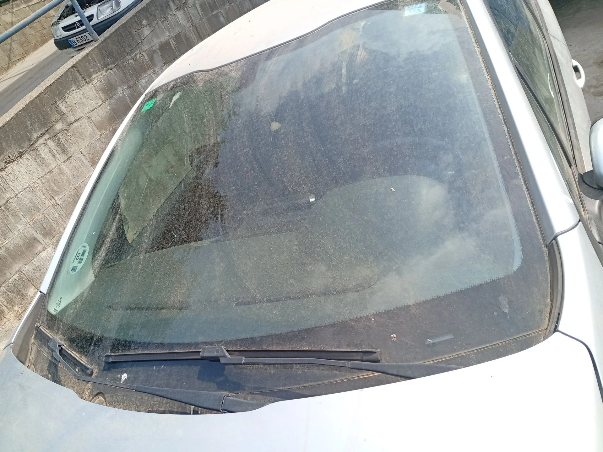 Brazo Limpia Delantero Izquierdo para Peugeot 208 I (Ca_, Cc_)