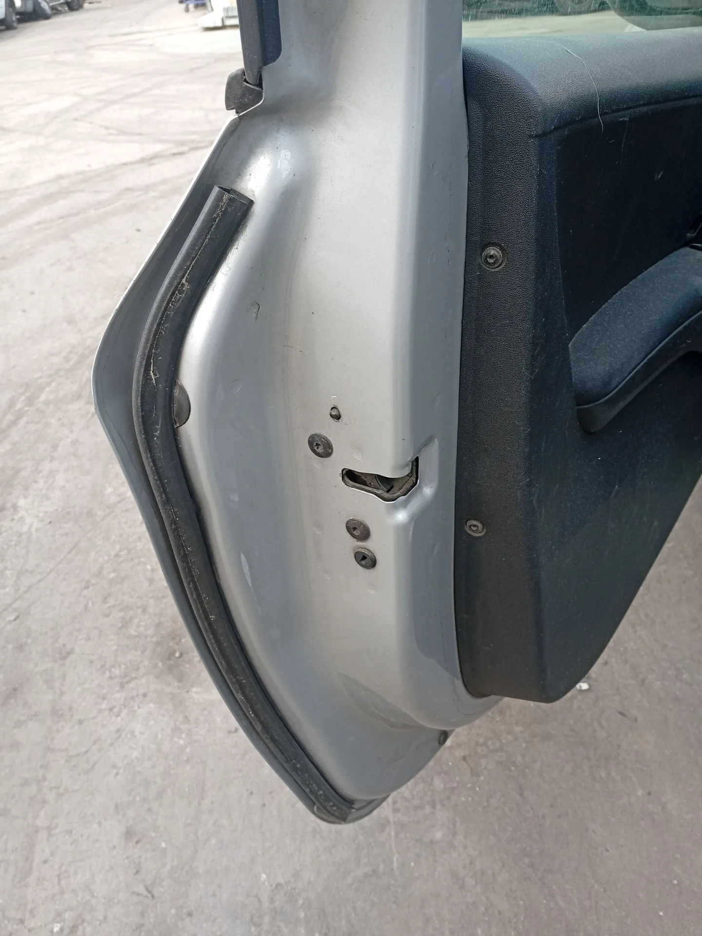Cerradura Puerta Delantera Izquierda para Peugeot 208 I (Ca_, Cc_)
