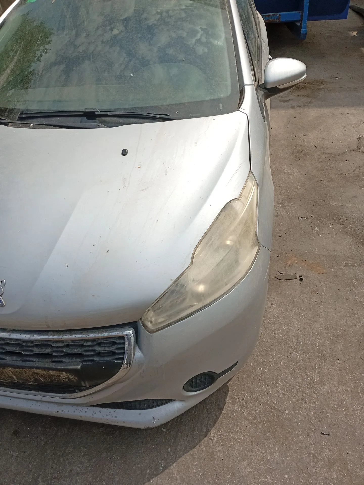 Faro Izquierdo para Peugeot 208 I (Ca_, Cc_)