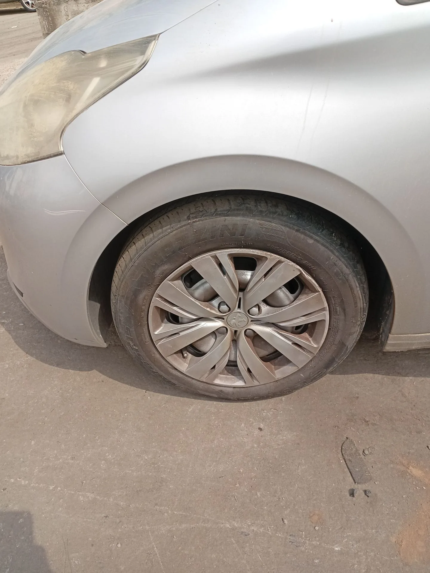Pinza Freno Delantera Izquierda para Peugeot 208 I (Ca_, Cc_)