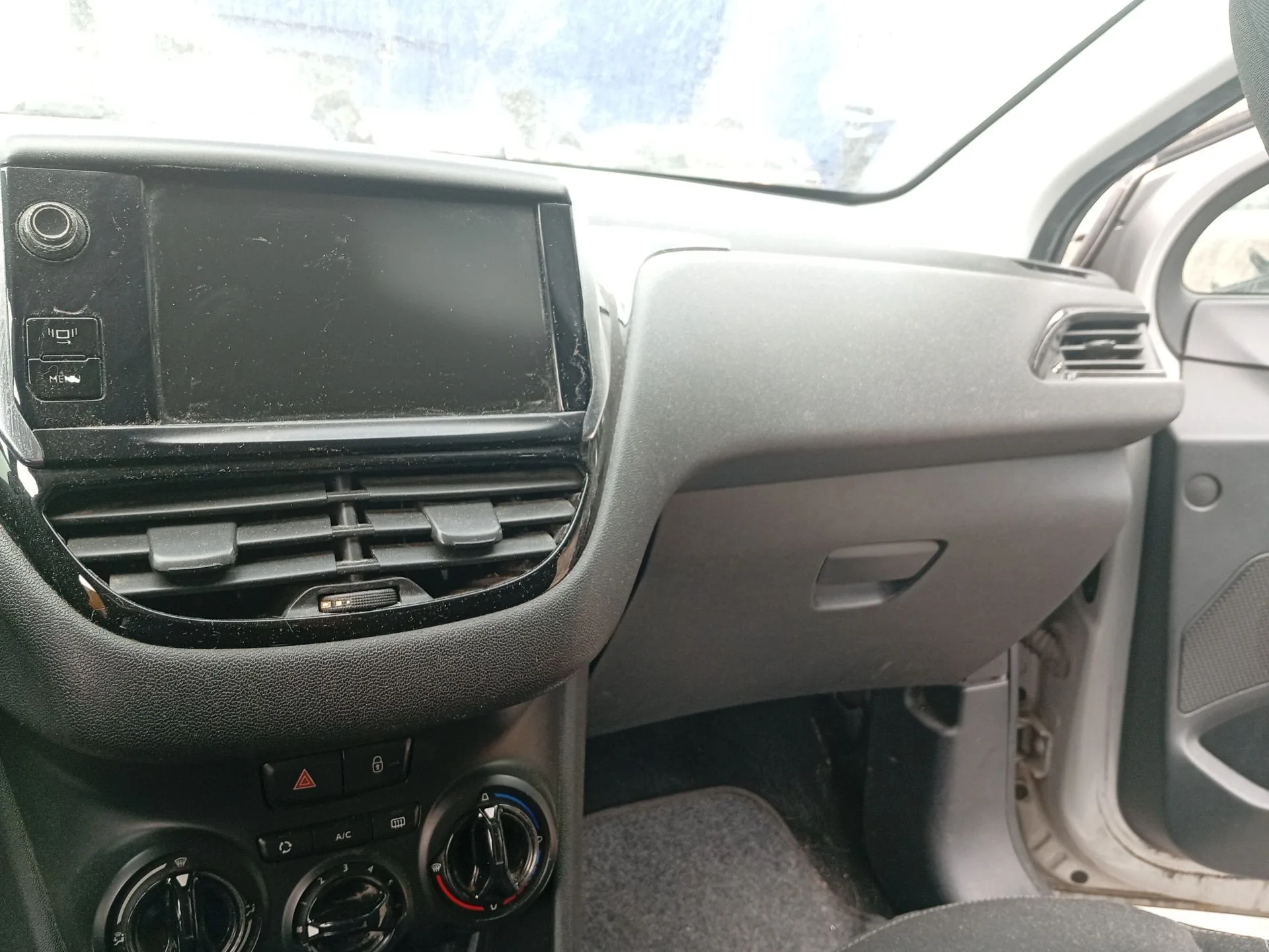Salpicadero para Peugeot 208 I (Ca_, Cc_)