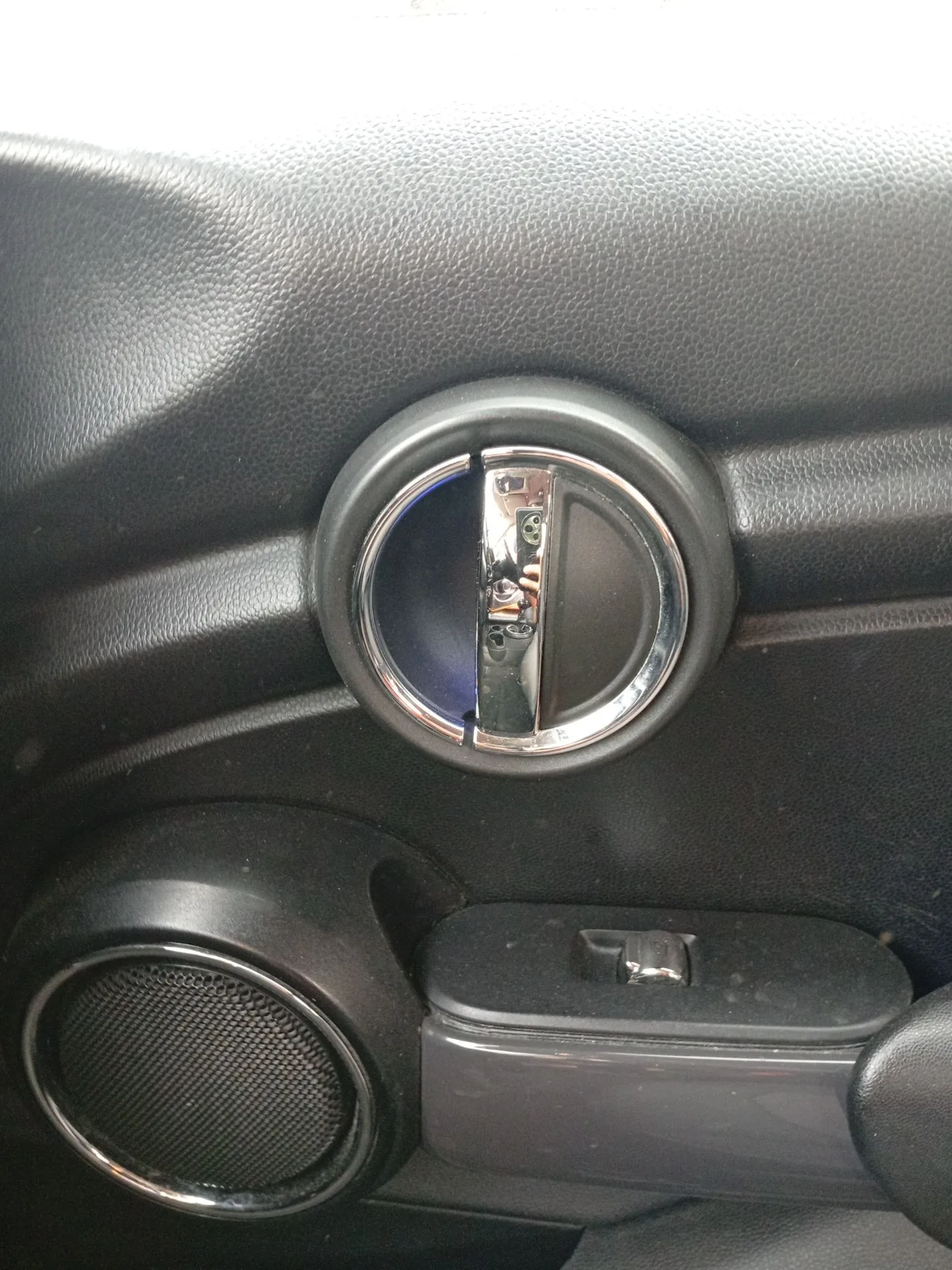 Maneta Interior Delantera Derecha para Mini Mini (F55)
