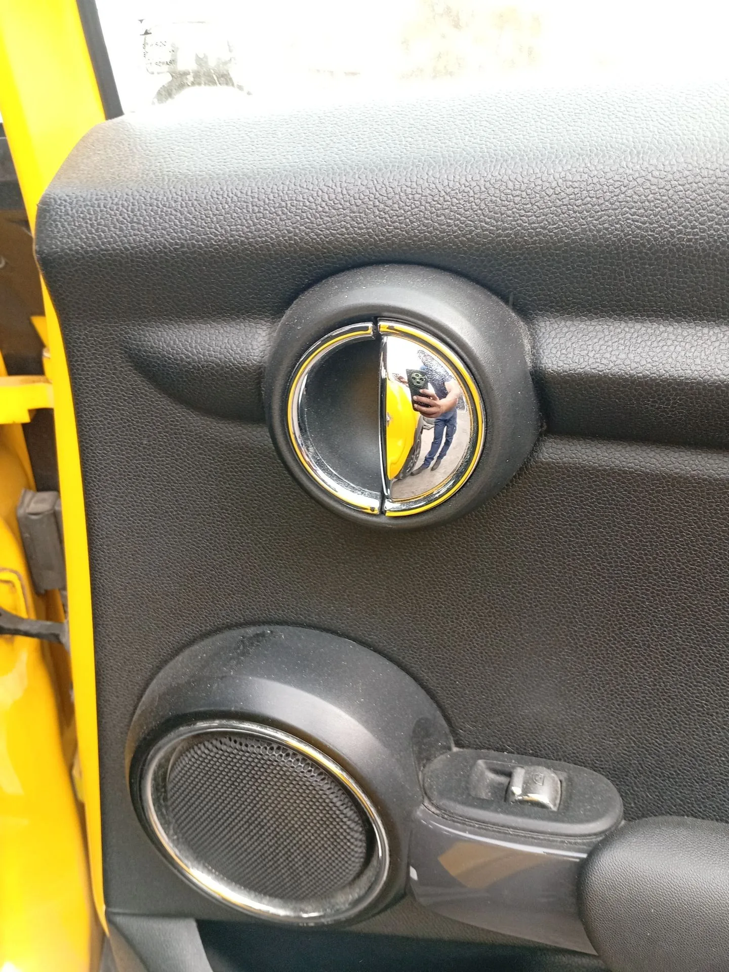 Maneta Interior Trasera Derecha para Mini Mini (F55)