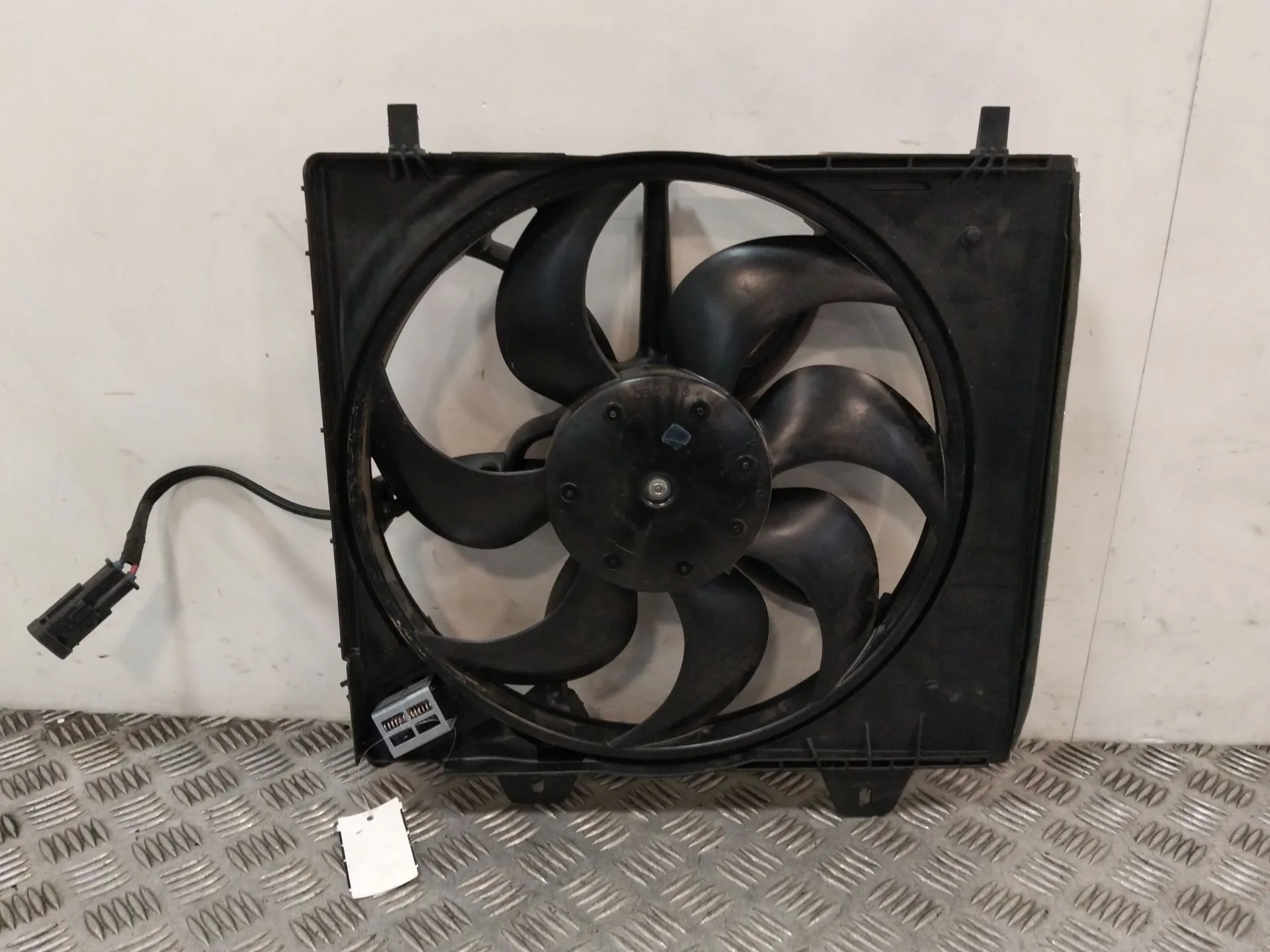 Electroventilador para Nissan Micra Iii (K12)