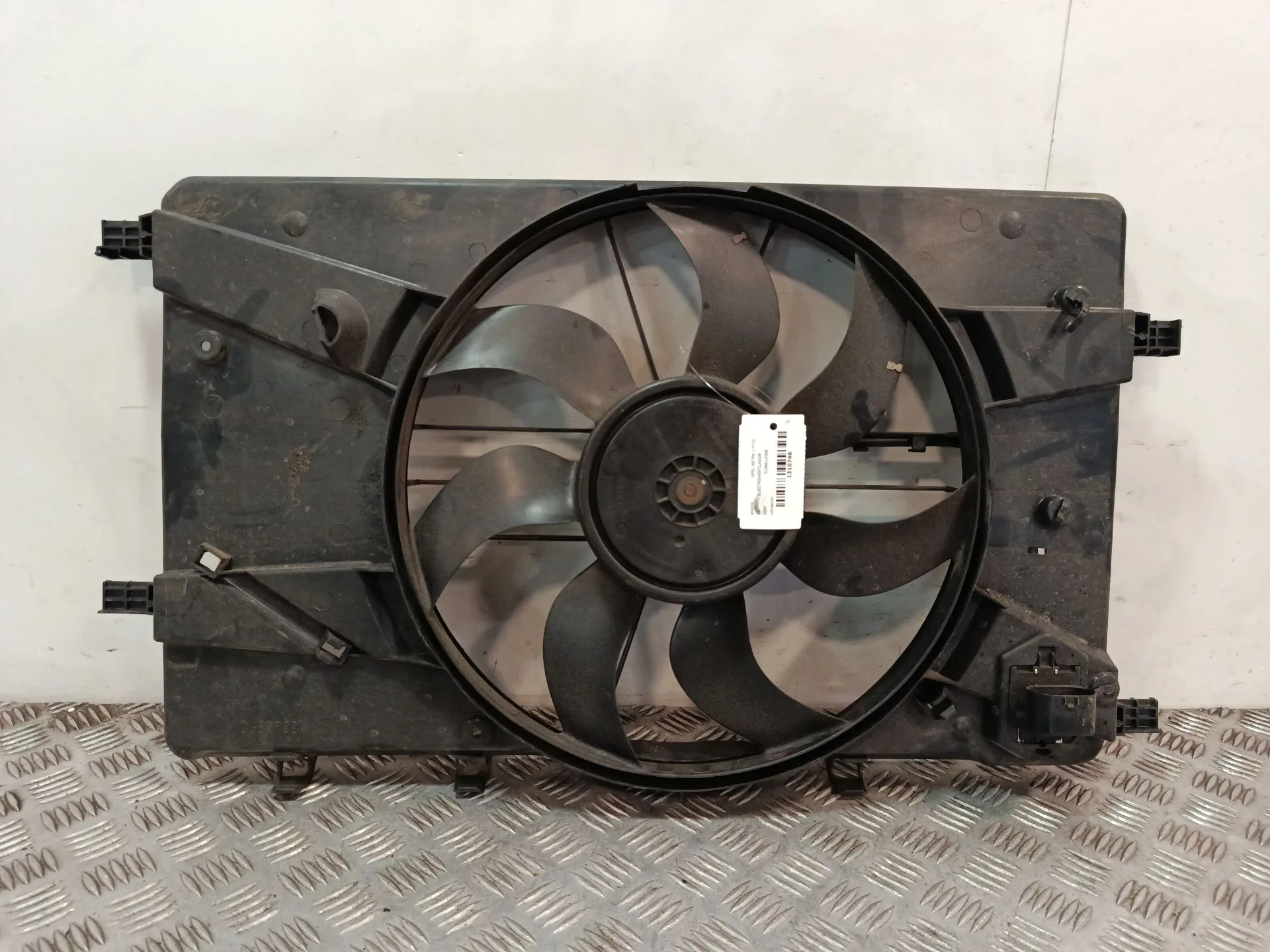 Electroventilador para Opel Astra J (P10)