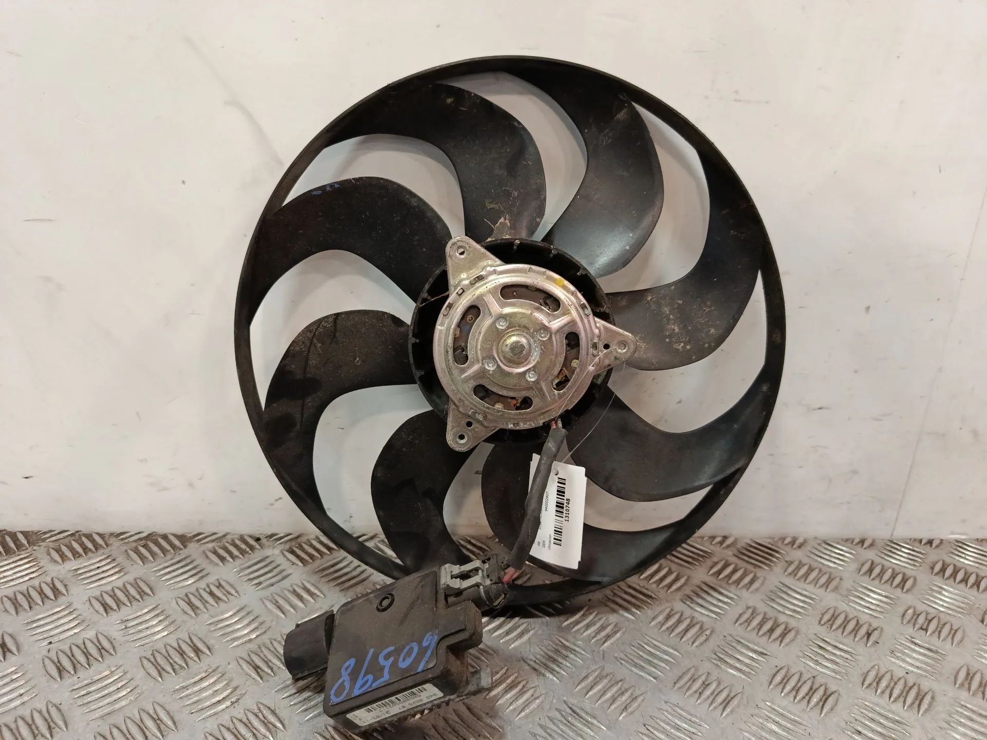 Electroventilador para Ford Transit Connect V408 Furgoneta/Monovolumen