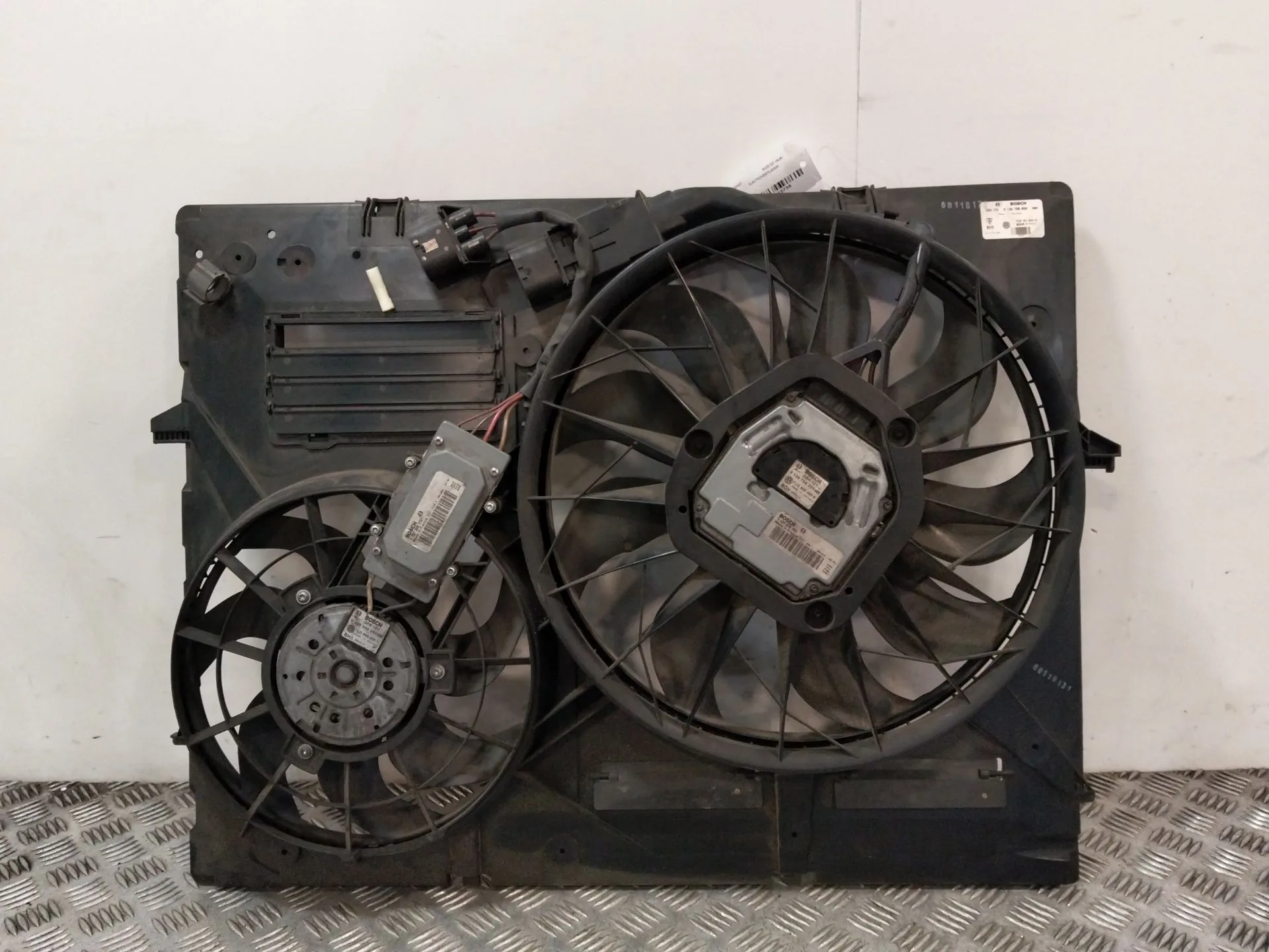 Electroventilador para Audi Q7 (4Lb)