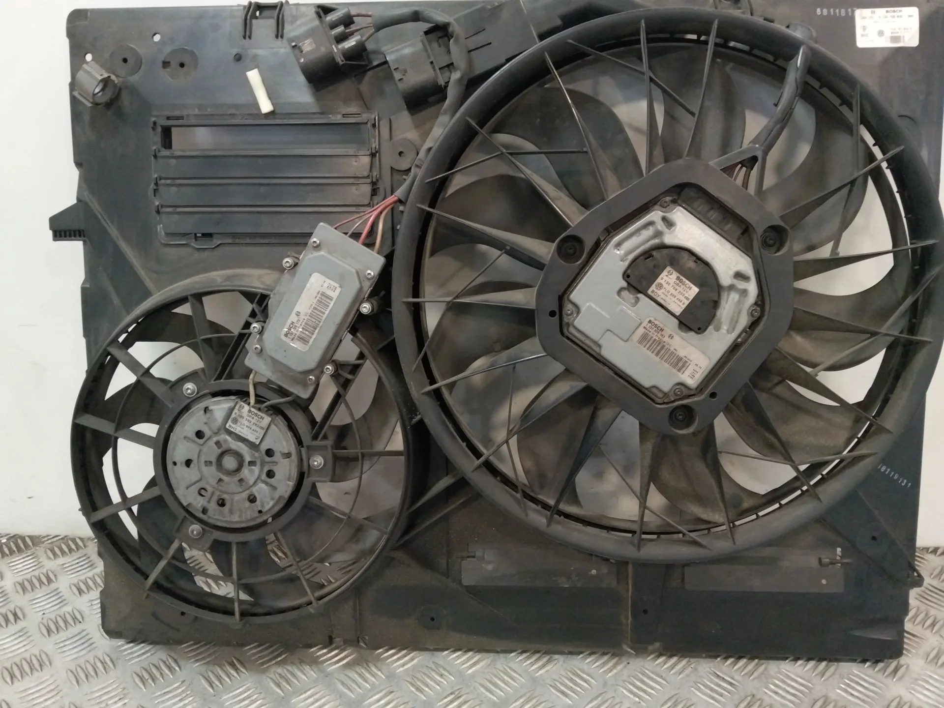 Electroventilador para Audi Q7 (4Lb)
