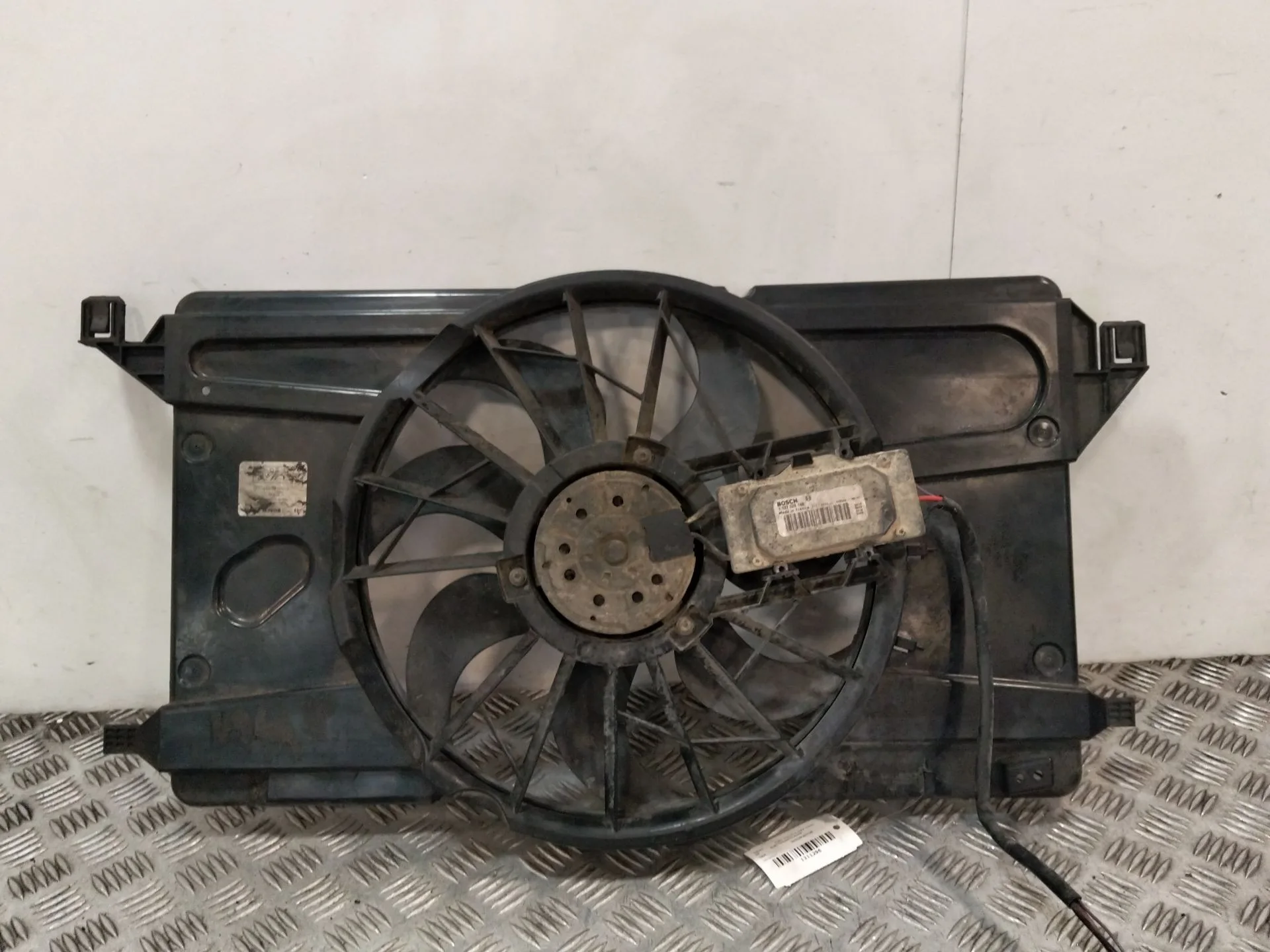 Electroventilador para Ford Focus C-Max (Dm2)