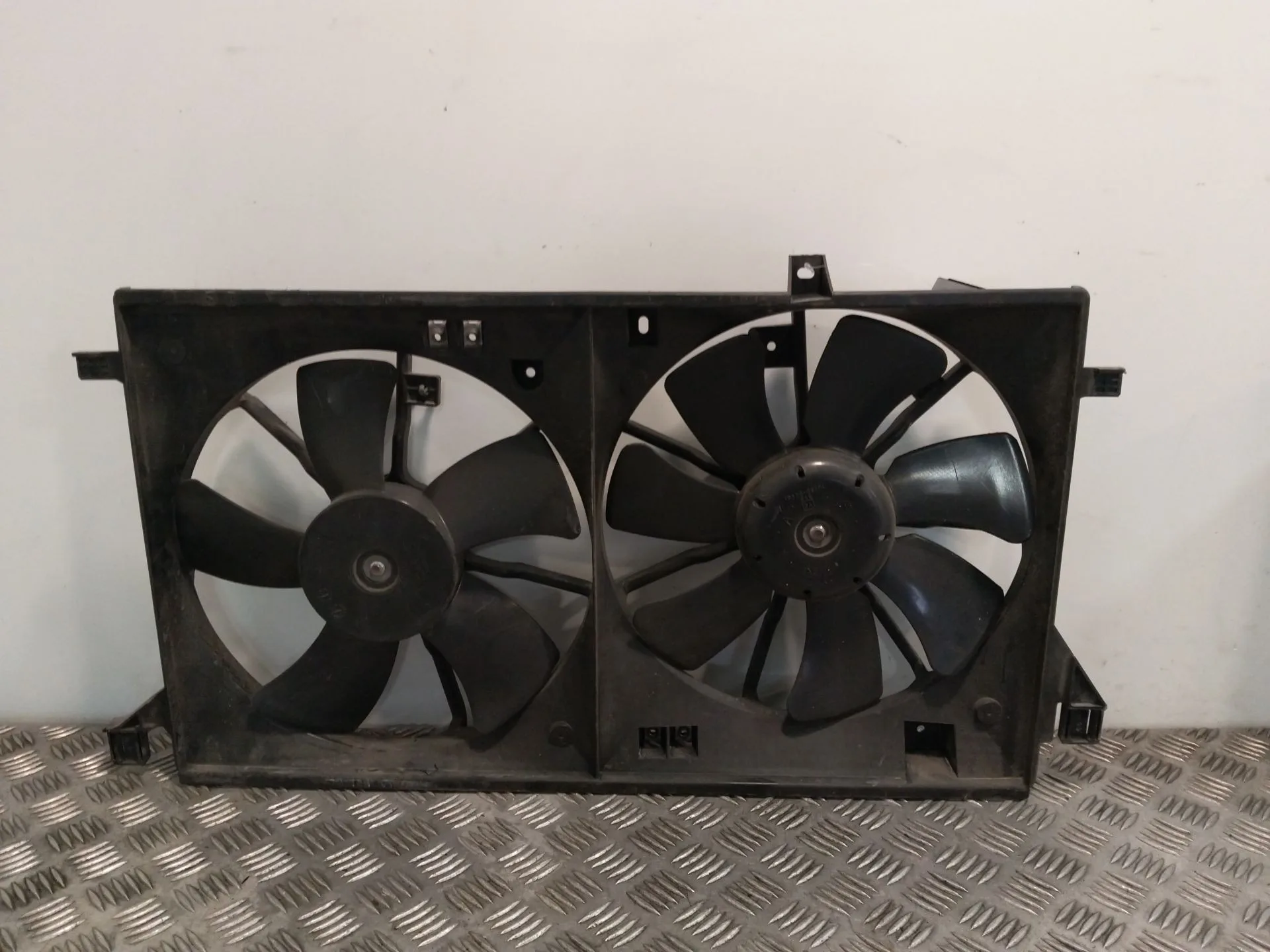 Electroventilador para Mazda 3 (Bk)