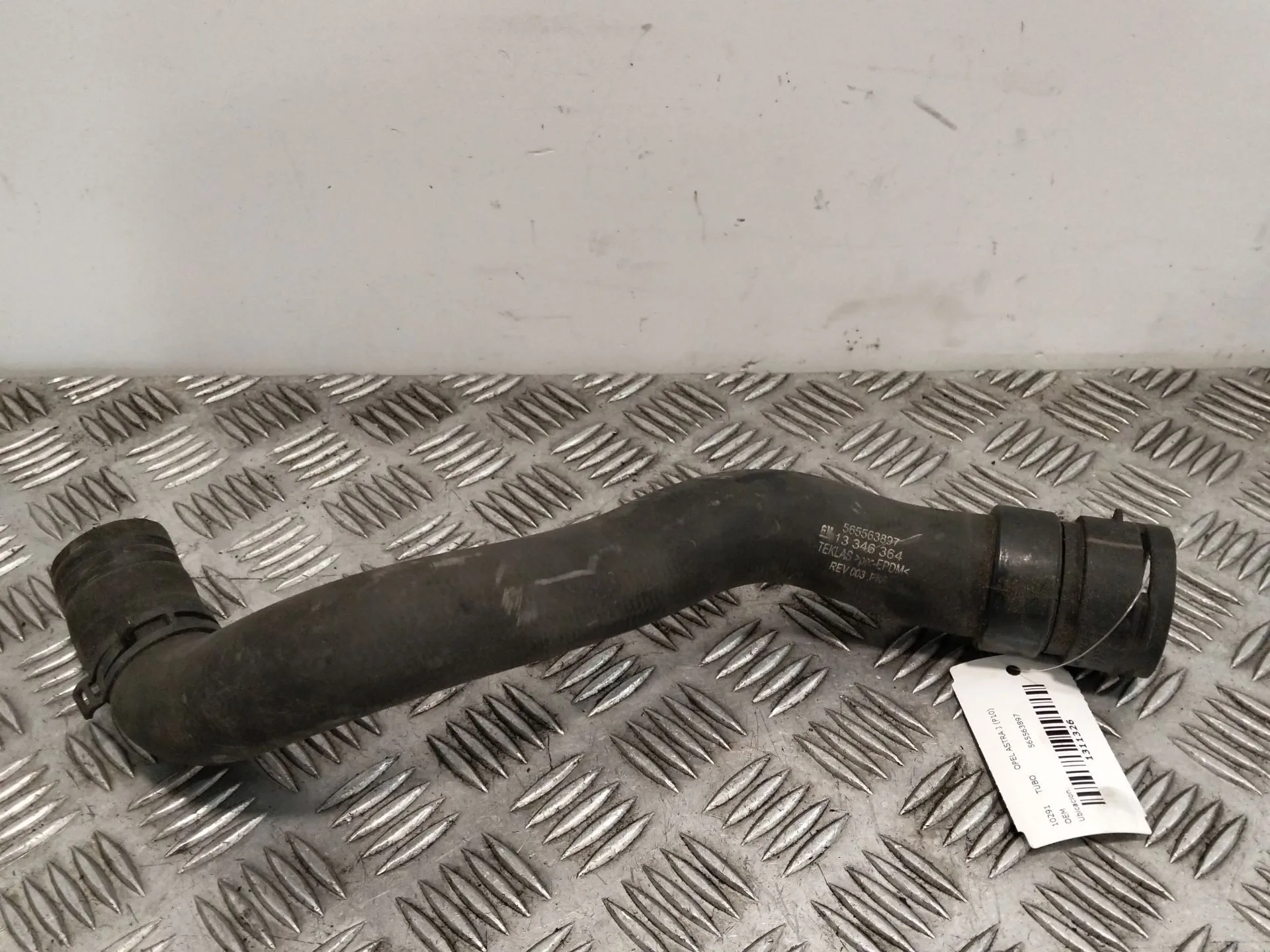 Tubo para Opel Astra J (P10)