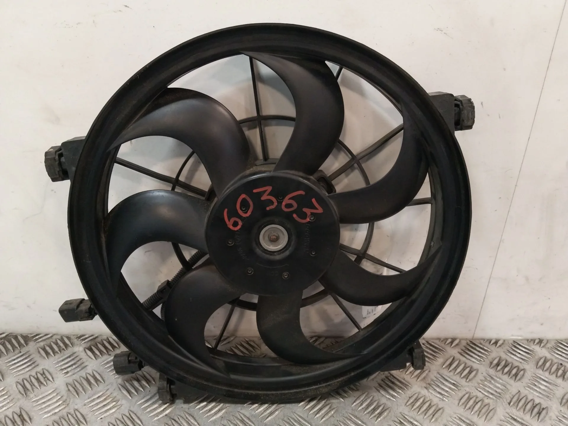 Electroventilador para Hyundai I20 I (Pb, Pbt)
