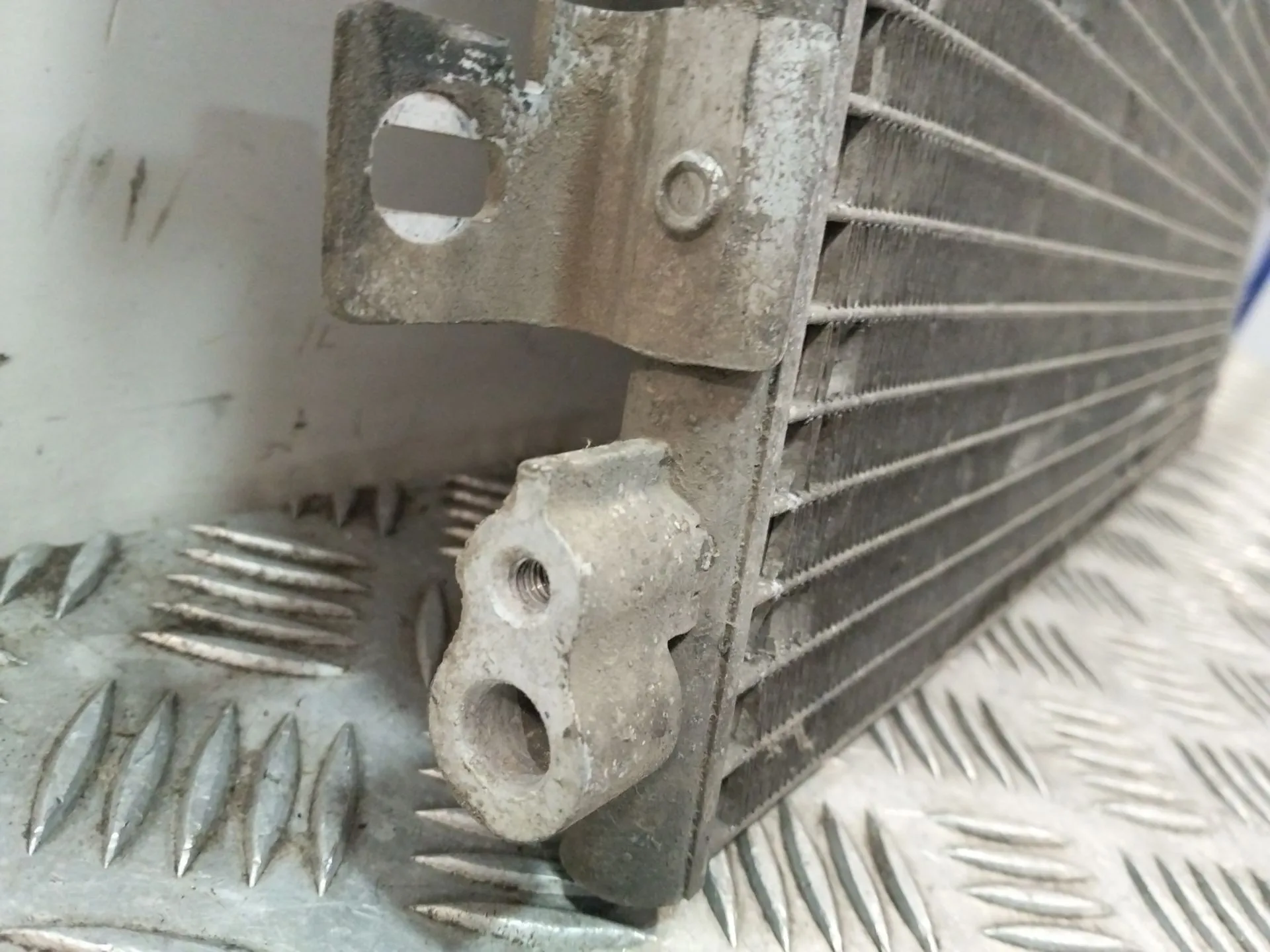 Condensador / Radiador Aire Acondicionado para Renault Kangoo (Kc0/1_)