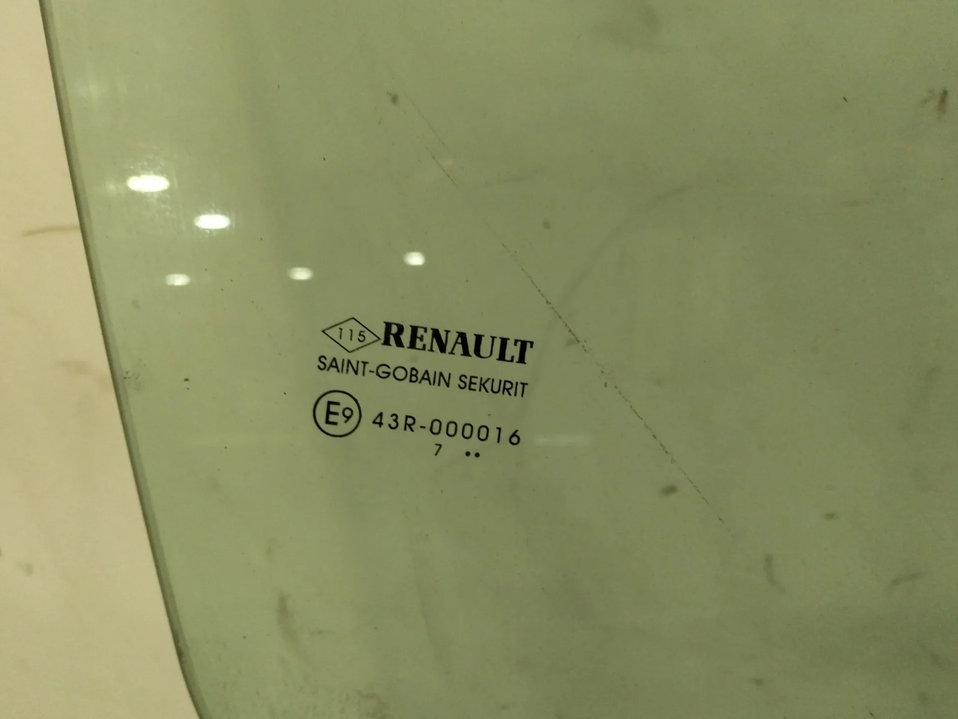 Luna Delantera Derecha para Renault Kadjar (Ha_, Hl_)