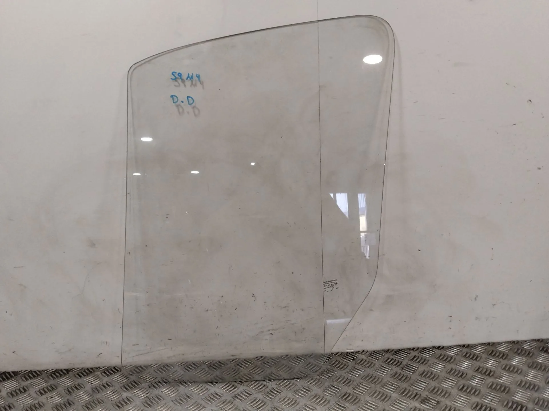 Luna Delantera Derecha para Mercedes-Benz Sprinter 5-T Caja/Chasis (B906)