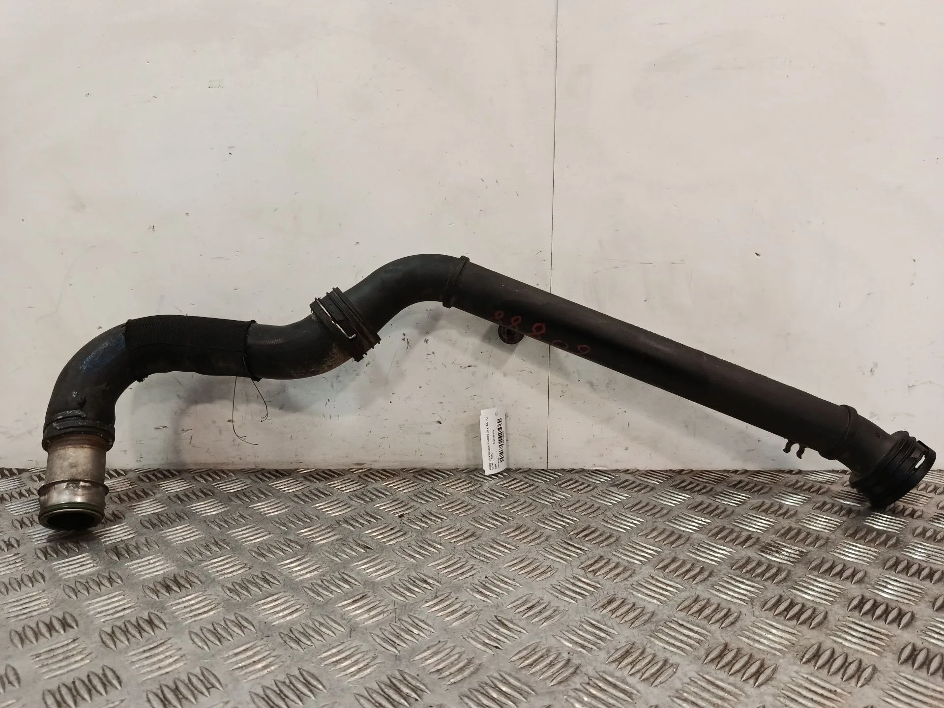 Tubo para Volkswagen Touareg (7La, 7L6, 7L7)