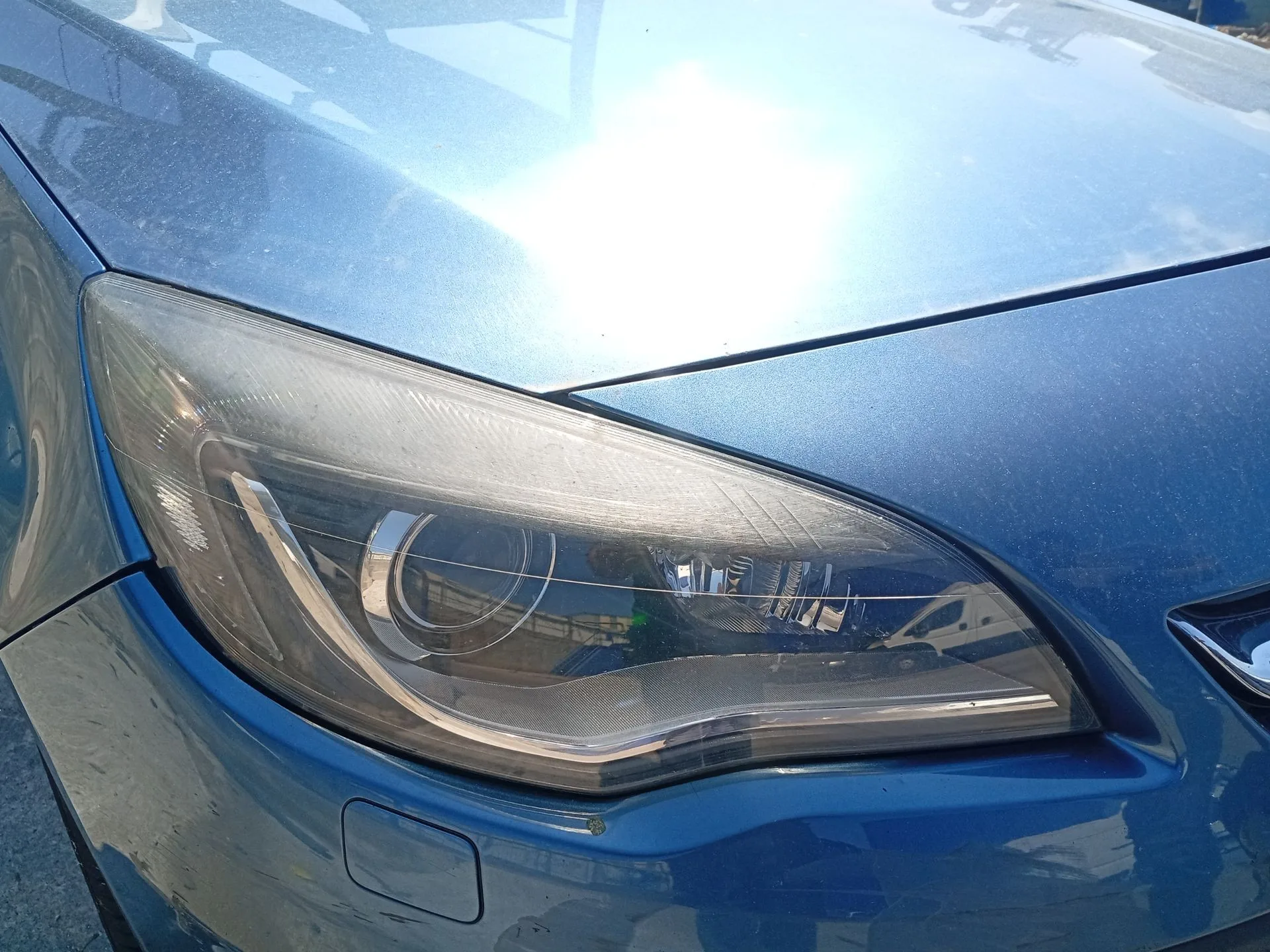Faro Derecho para Opel Astra J (P10)