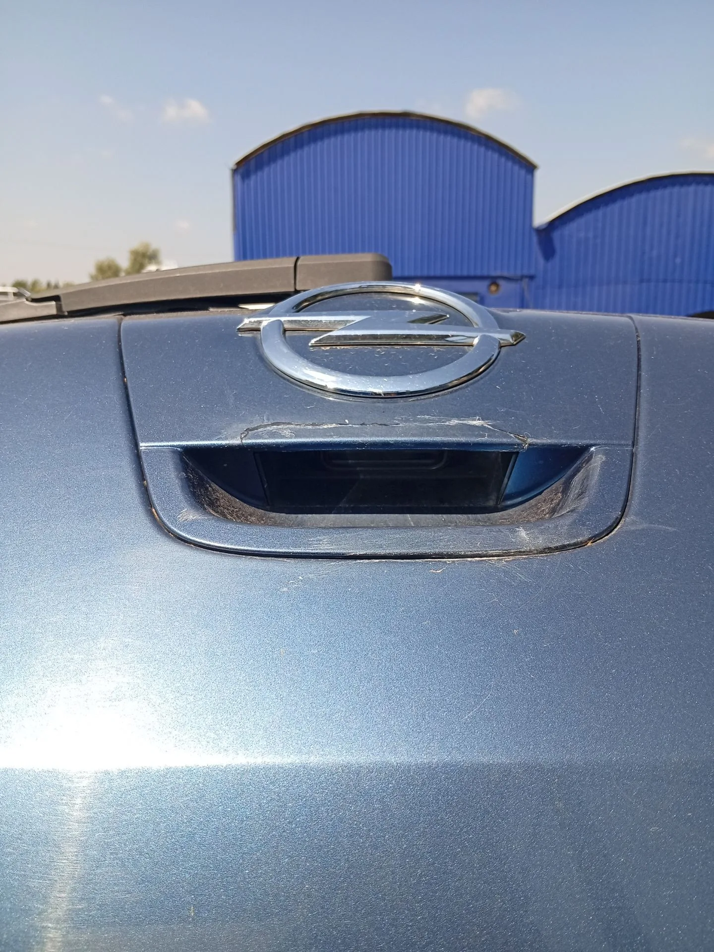 Maneta Exterior Porton para Opel Astra J (P10)