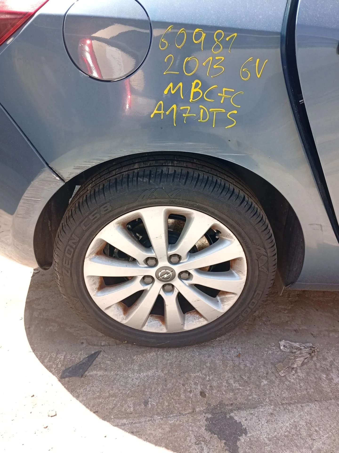 Mangueta Trasera Derecha para Opel Astra J (P10)