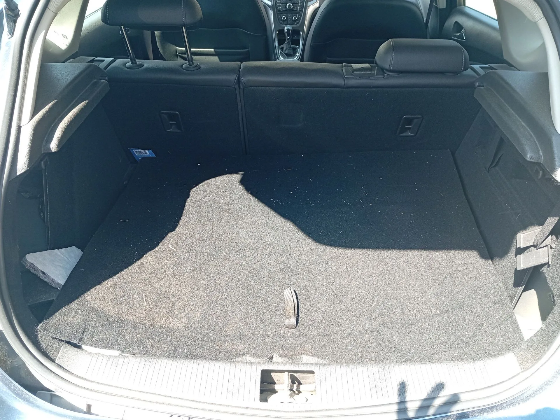 Moqueta Maletero para Opel Astra J (P10)