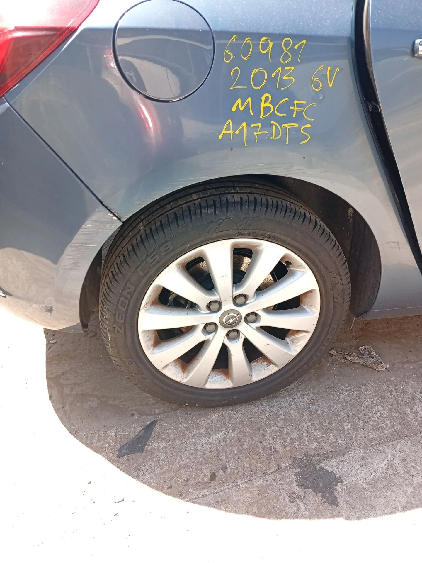 Pinza Freno Trasera Derecha para Opel Astra J (P10)