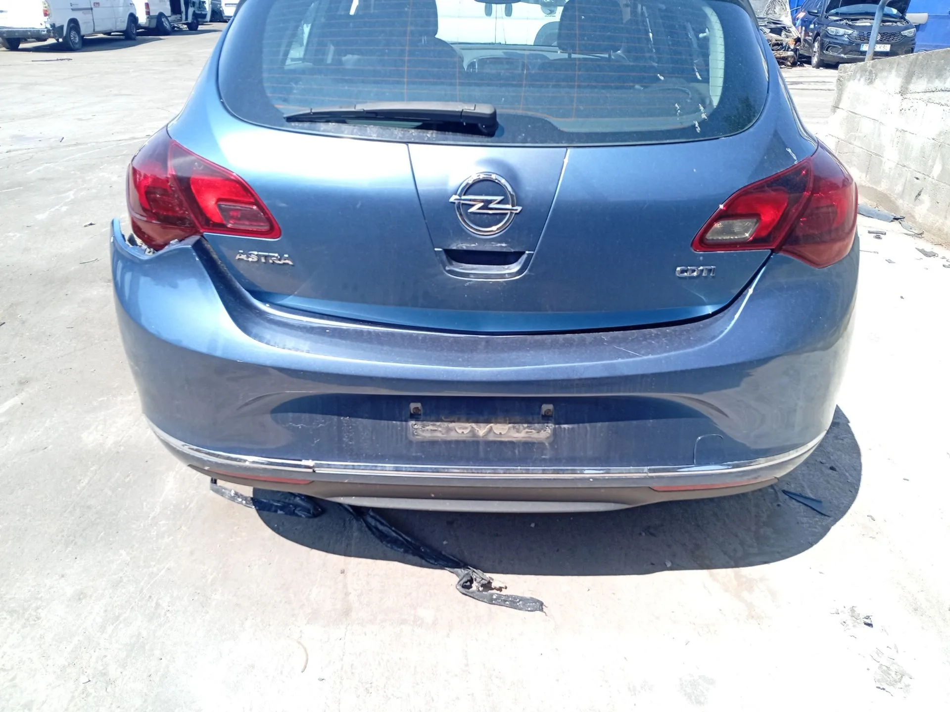 Refuerzo Paragolpes Trasero para Opel Astra J (P10)