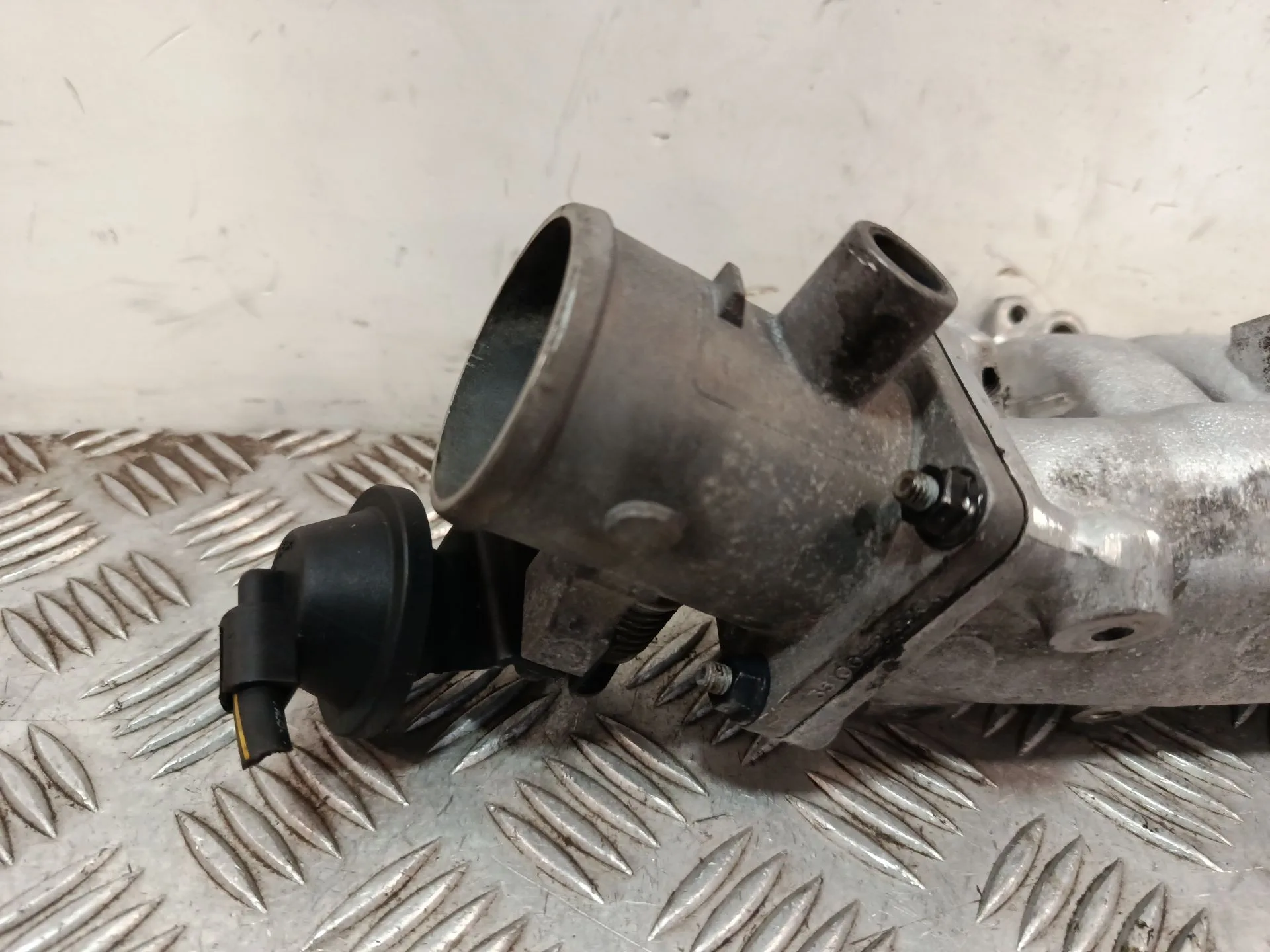 Colector Admision para Hyundai Matrix (Fc)