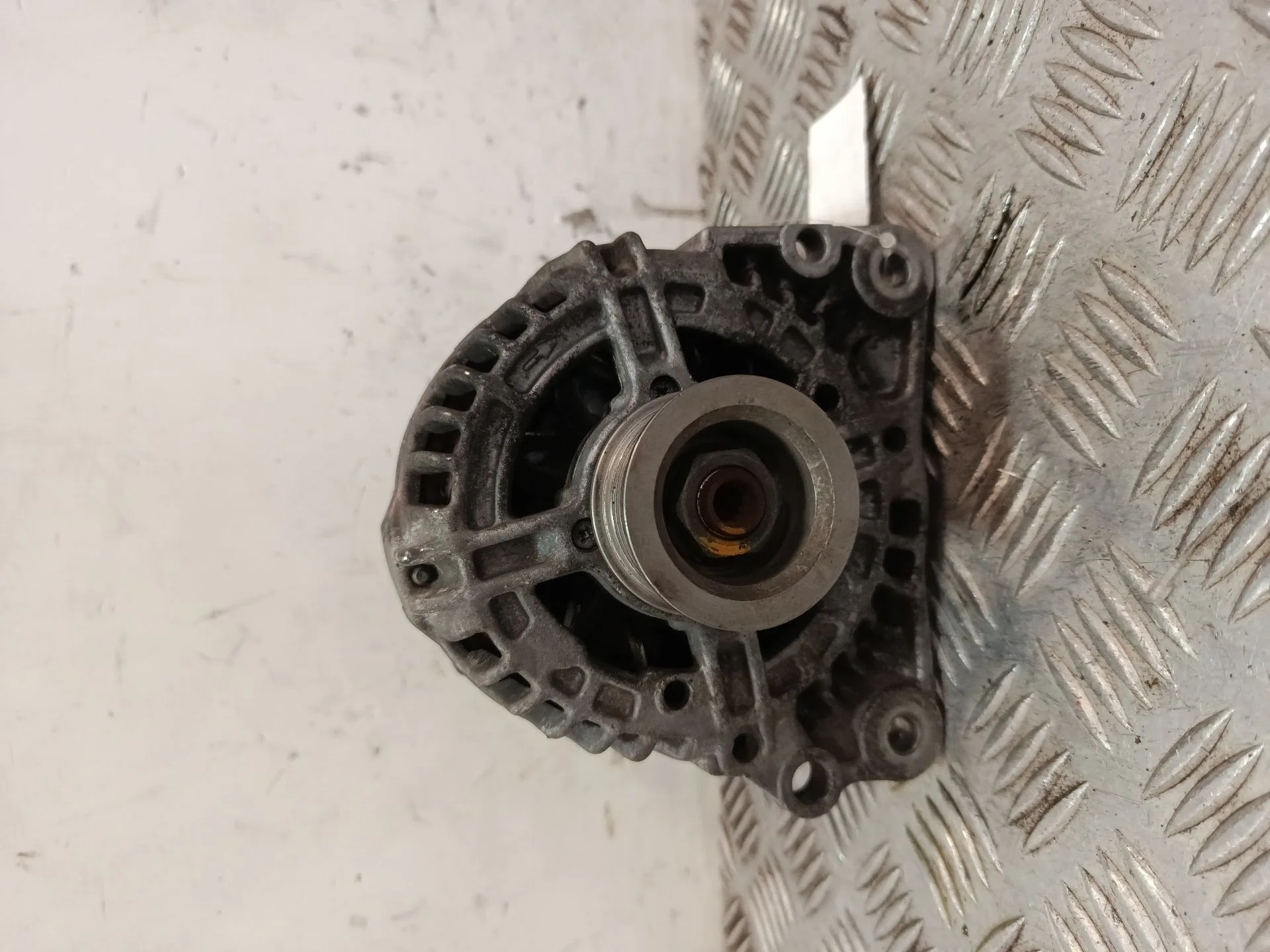 Alternador para Volkswagen Golf V (1K1)