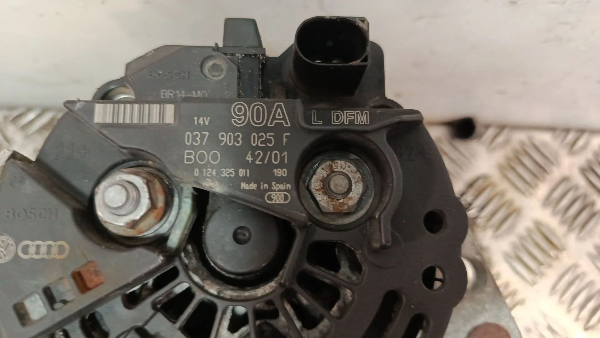 Alternador para Audi A2 (8Z0)