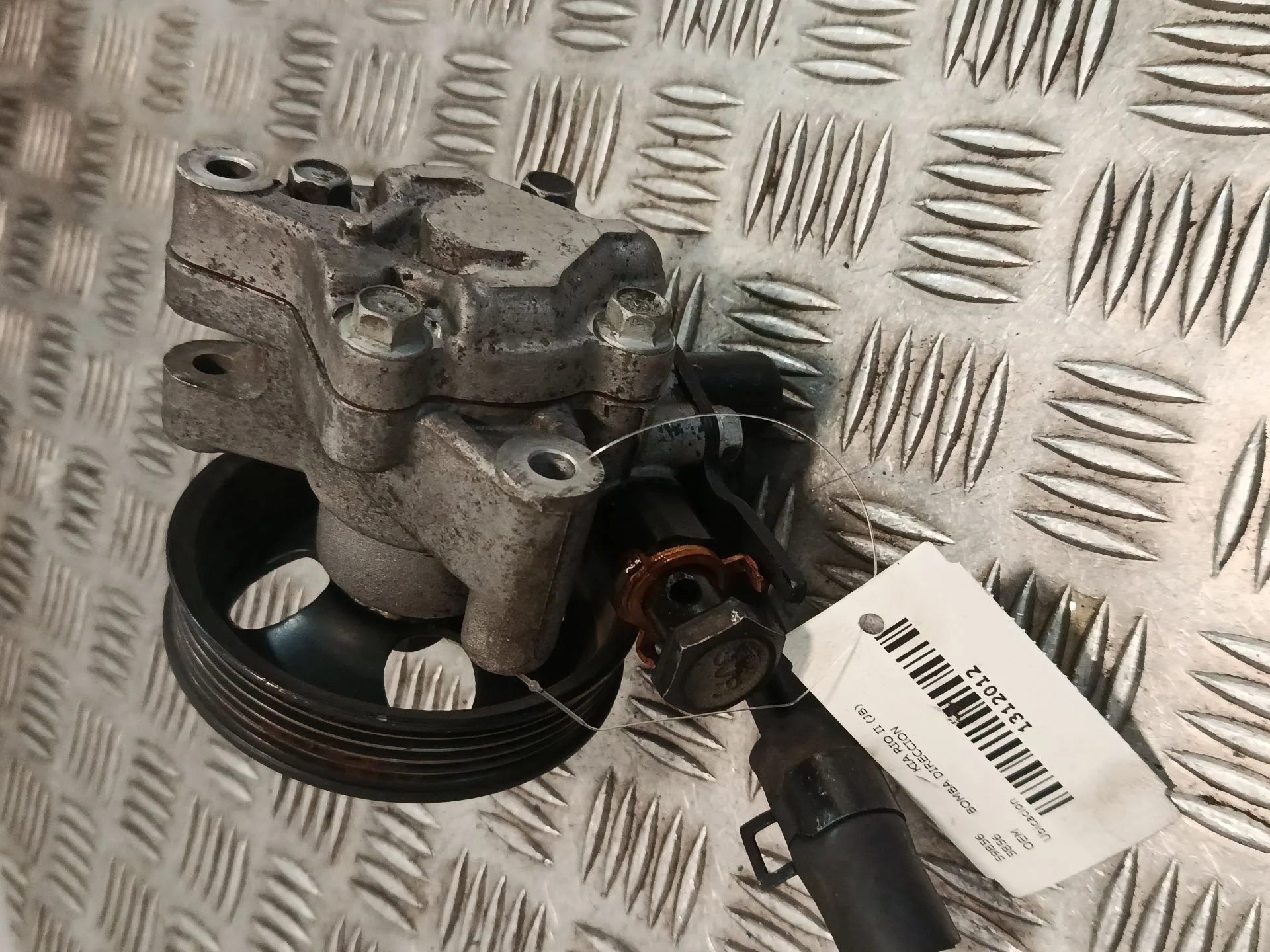 Bomba Direccion para Kia Rio Ii (Jb)