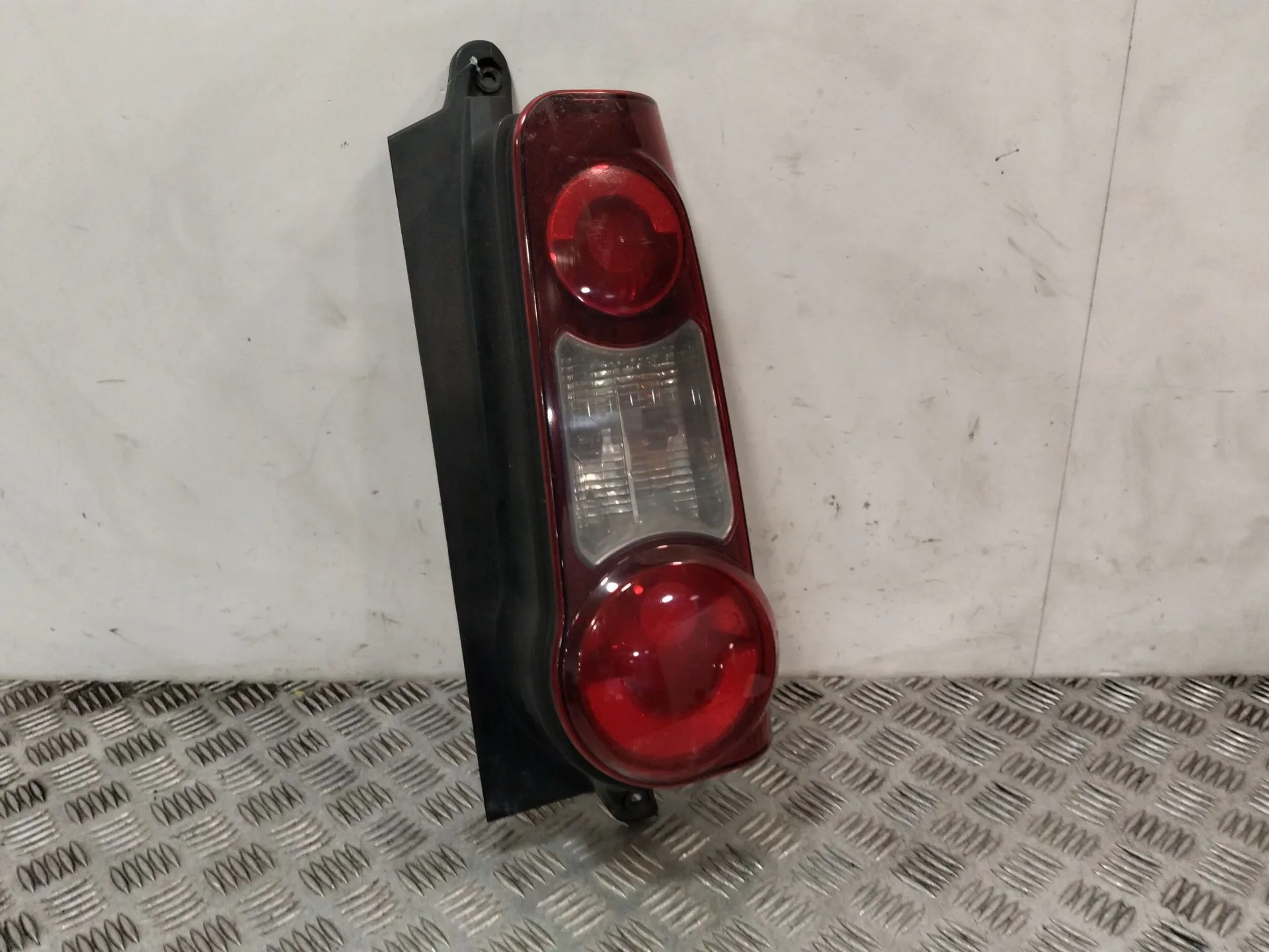Piloto Trasero Derecho para Peugeot Partner Furgoneta/Monovolumen