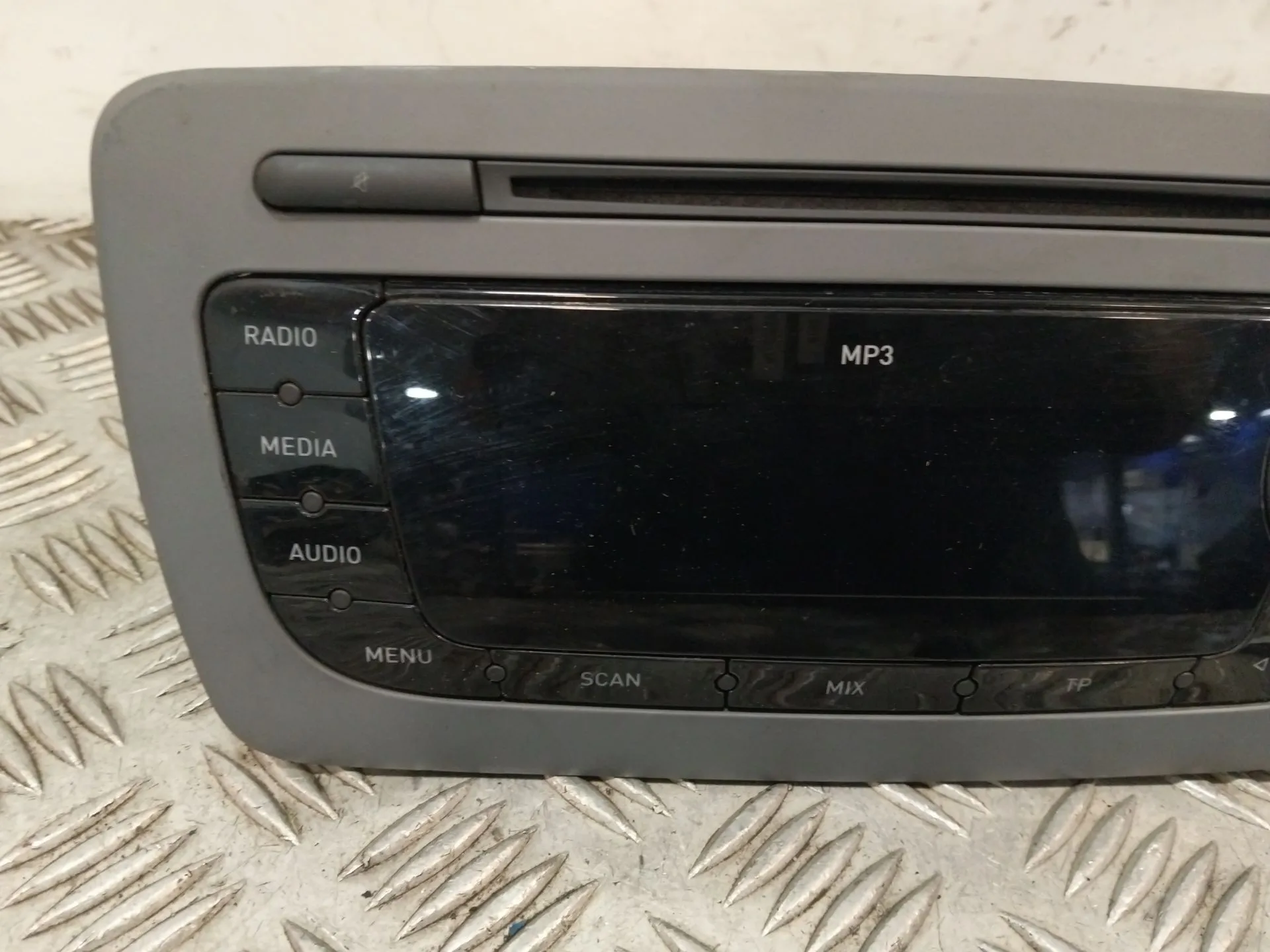 Sistema Audio / Radio Cd para Seat Ibiza Iv (6J5, 6P1)