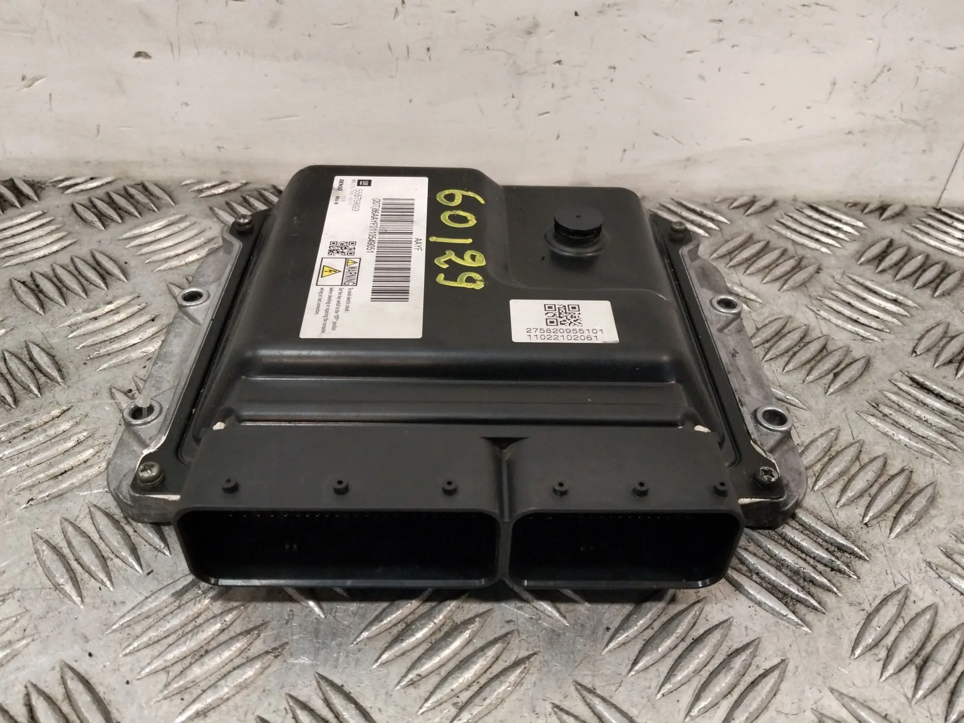Centralita Motor Uce para Opel Astra J (P10)