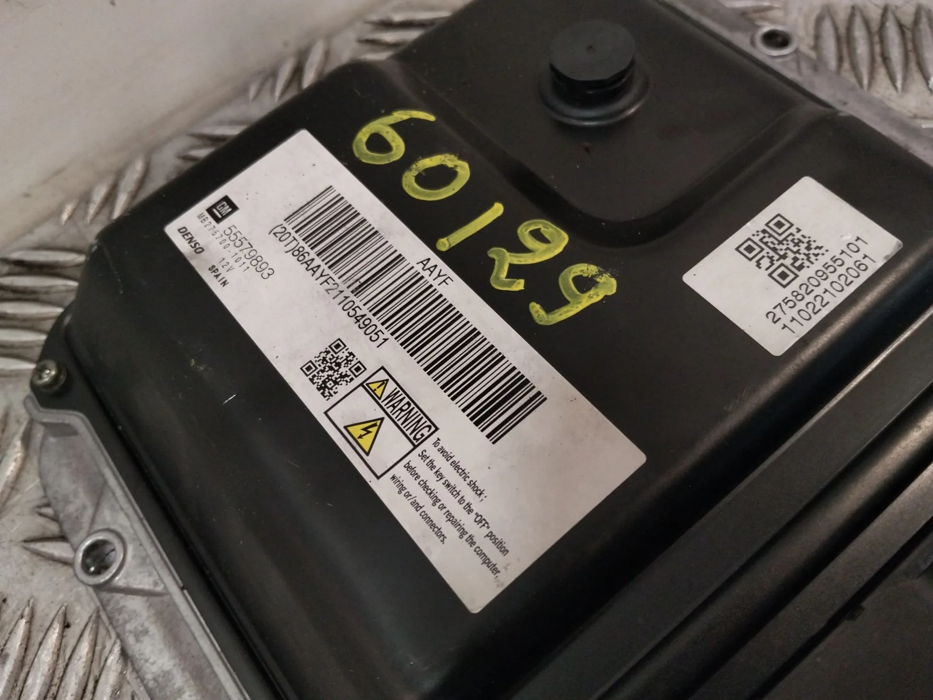 Centralita Motor Uce para Opel Astra J (P10)