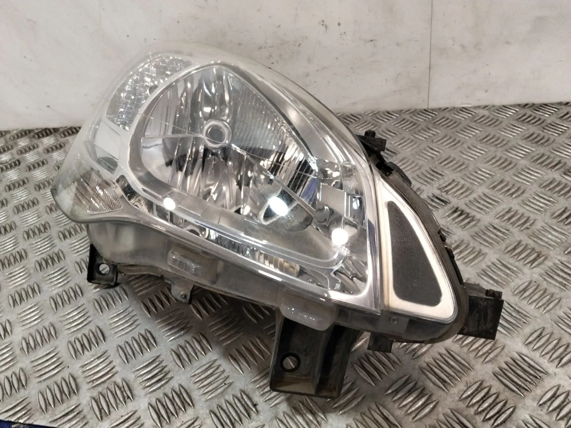 Faro Derecho para Peugeot Partner Furgoneta/Monovolumen