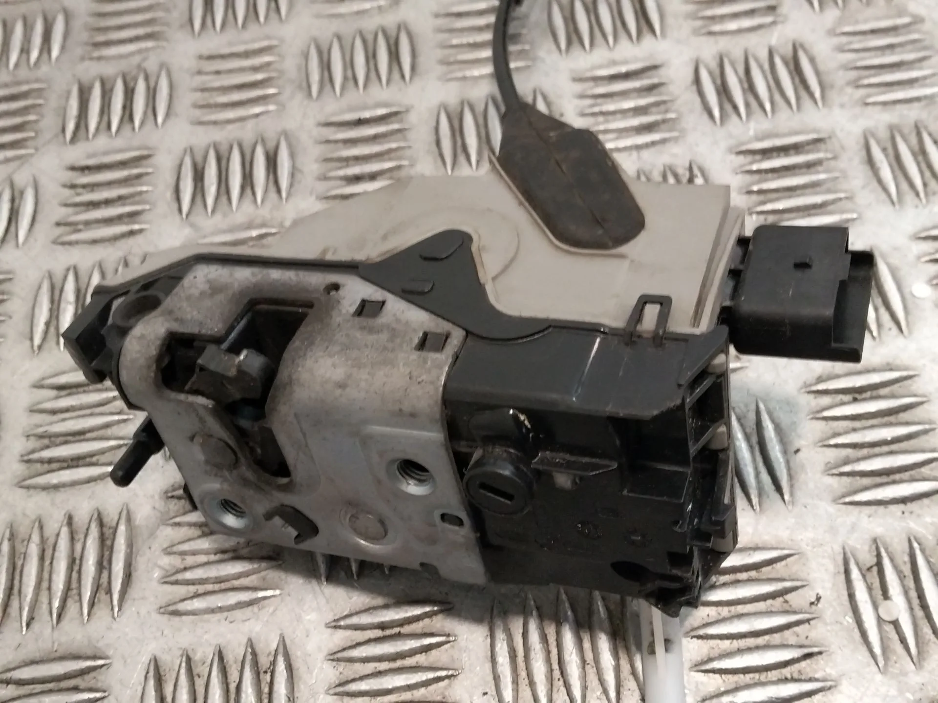 Cerradura Puerta Trasera Izquierda para Peugeot 208 I (Ca_, Cc_)
