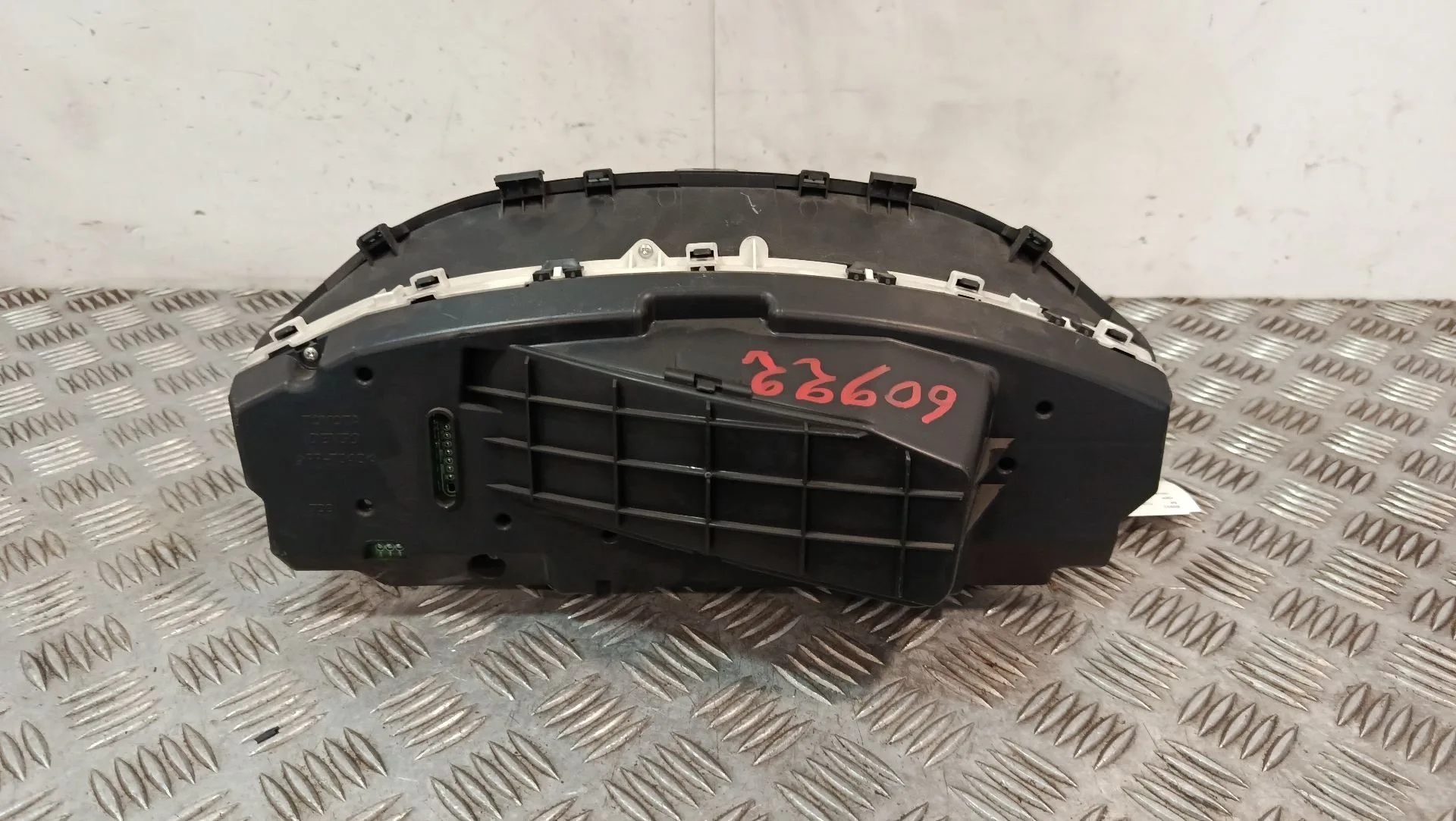 Cuadro Instrumentos para Toyota Yaris (_P9_)