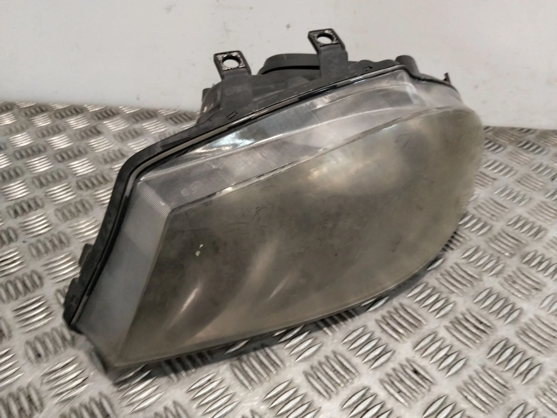 Faro Izquierdo para Seat Ibiza Iii (6L1)