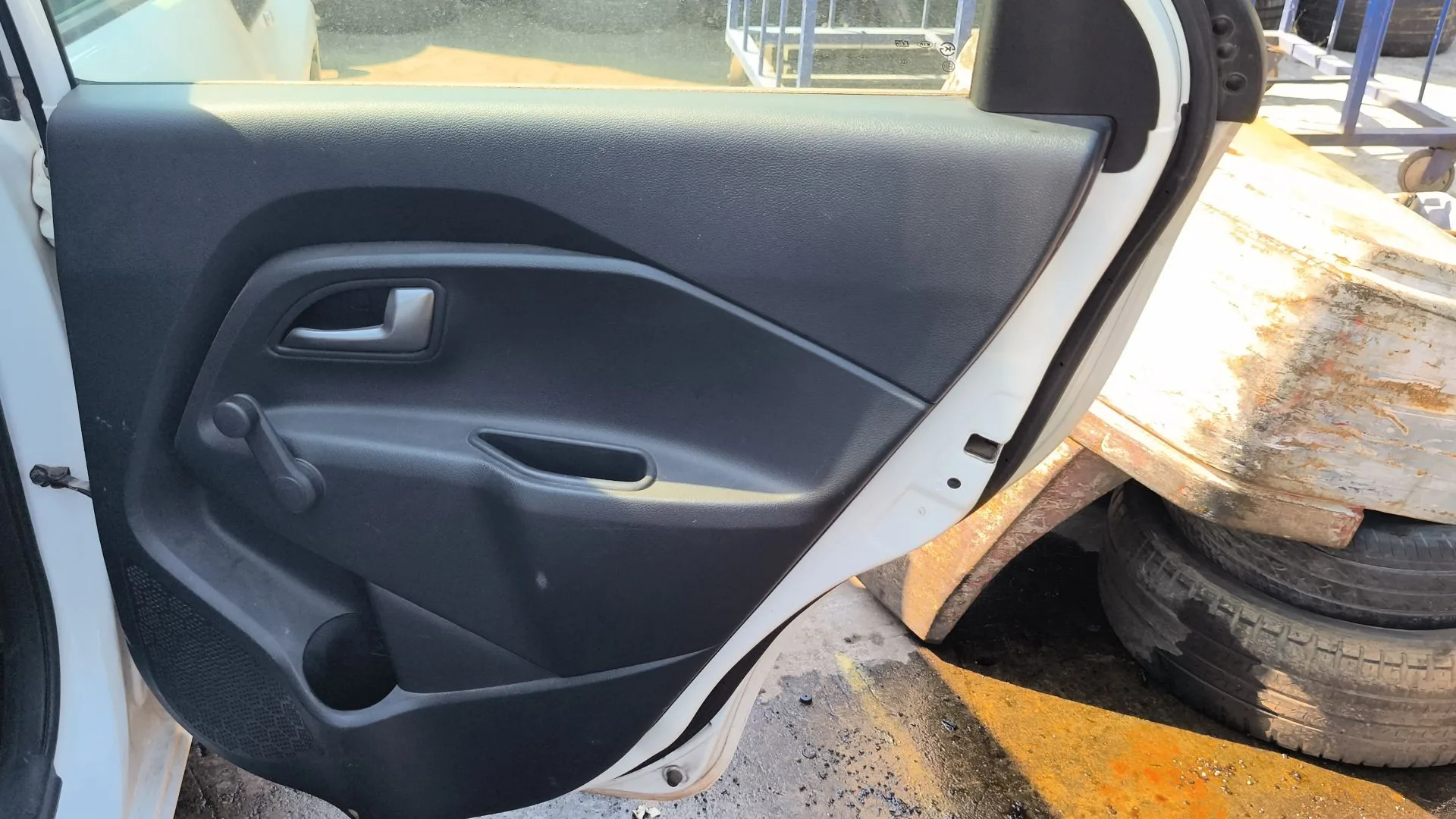 Guarnecido Puerta Trasera Derecha para Kia Rio Iii (Ub)