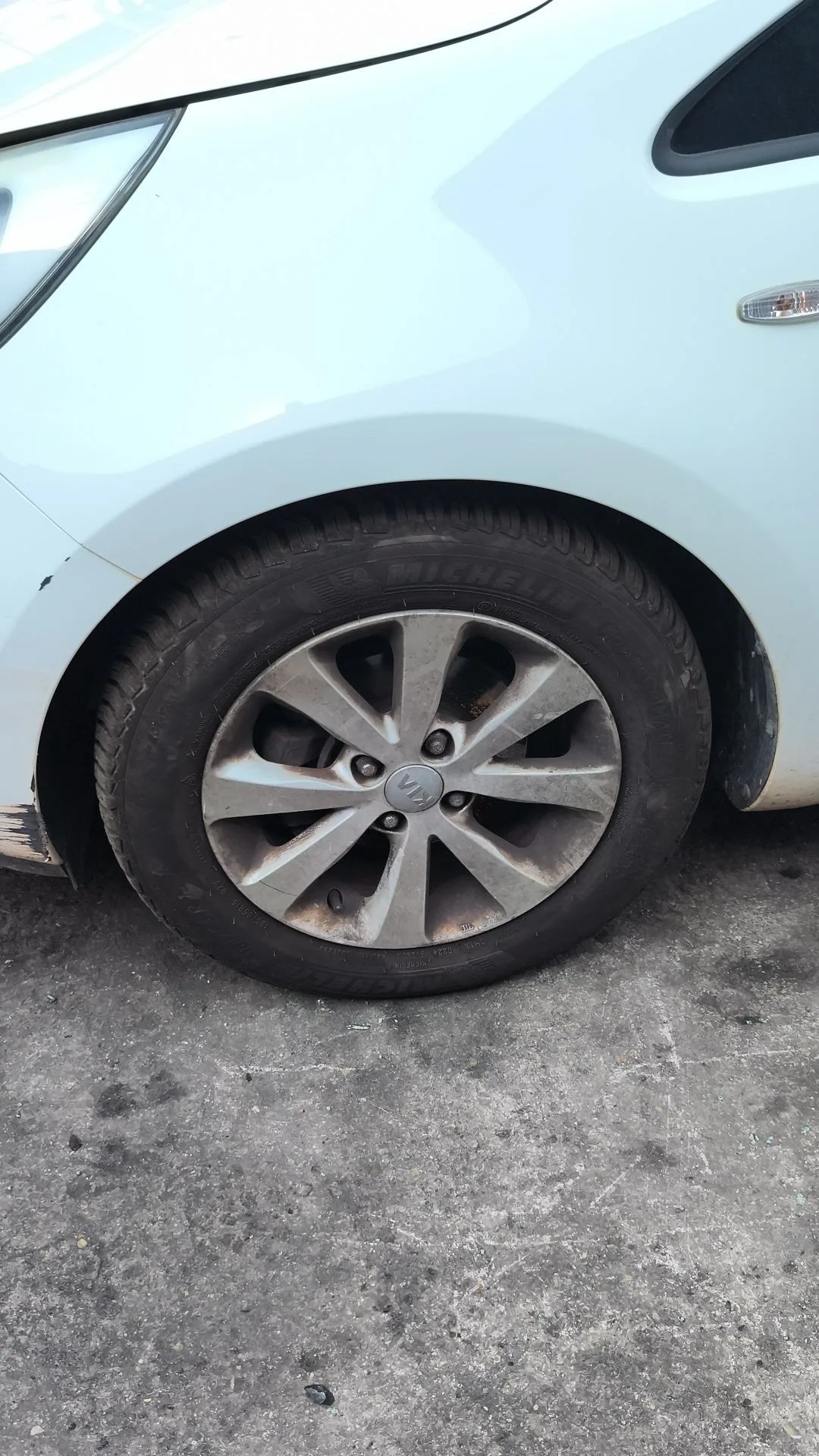 Mangueta Delantera Izquierda para Kia Rio Iii (Ub)