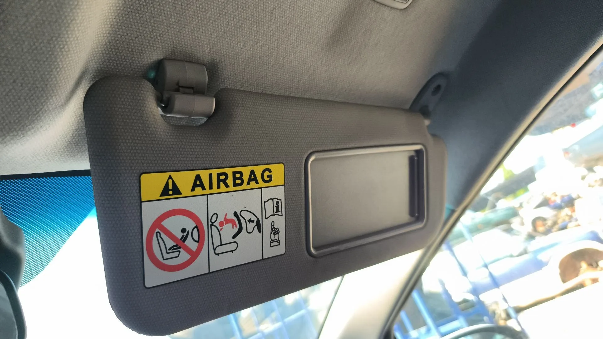 Parasol Derecho para Kia Rio Iii (Ub)