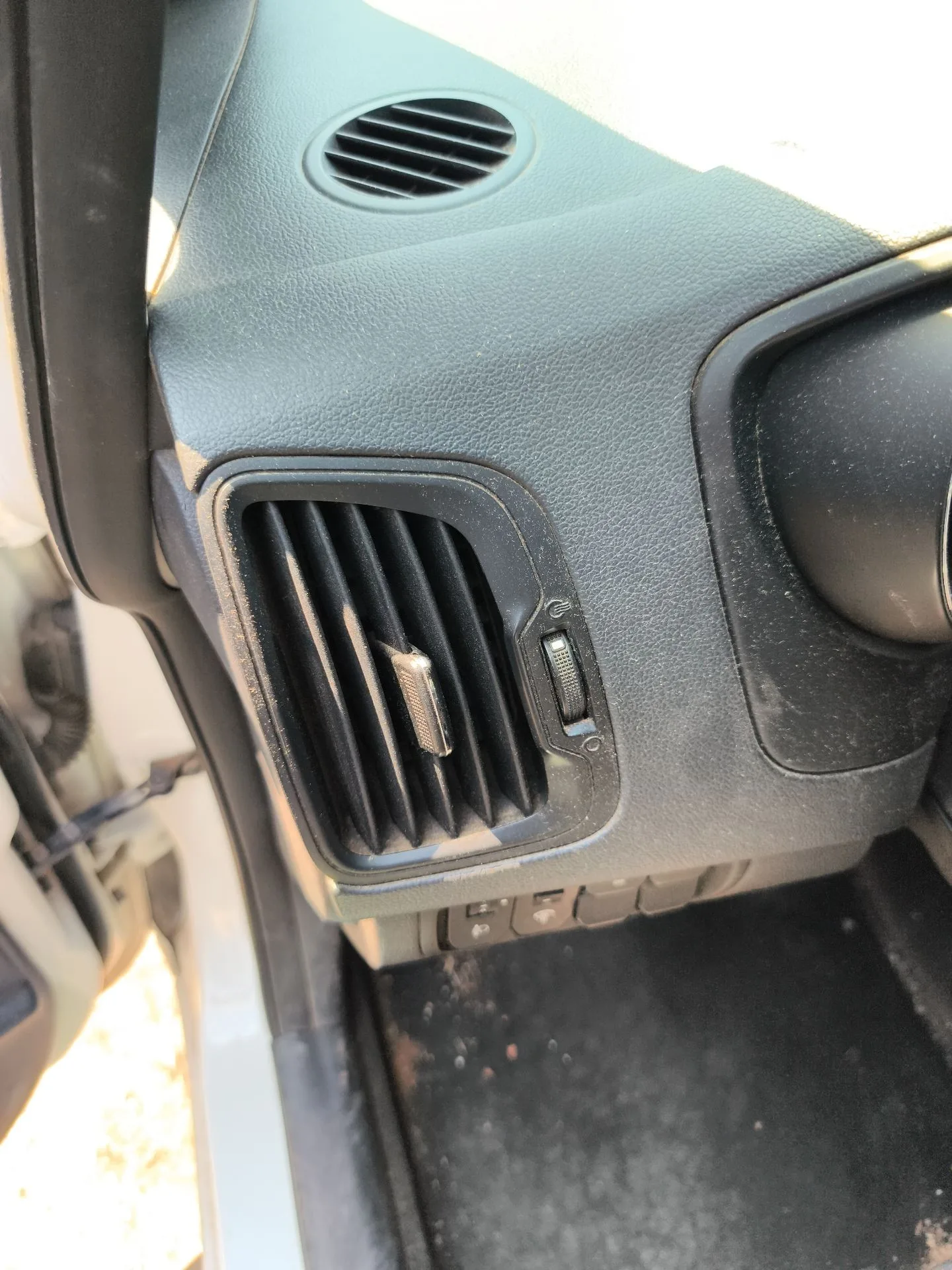 Aireador Lateral Izquierdo para Kia Rio Iii (Ub)